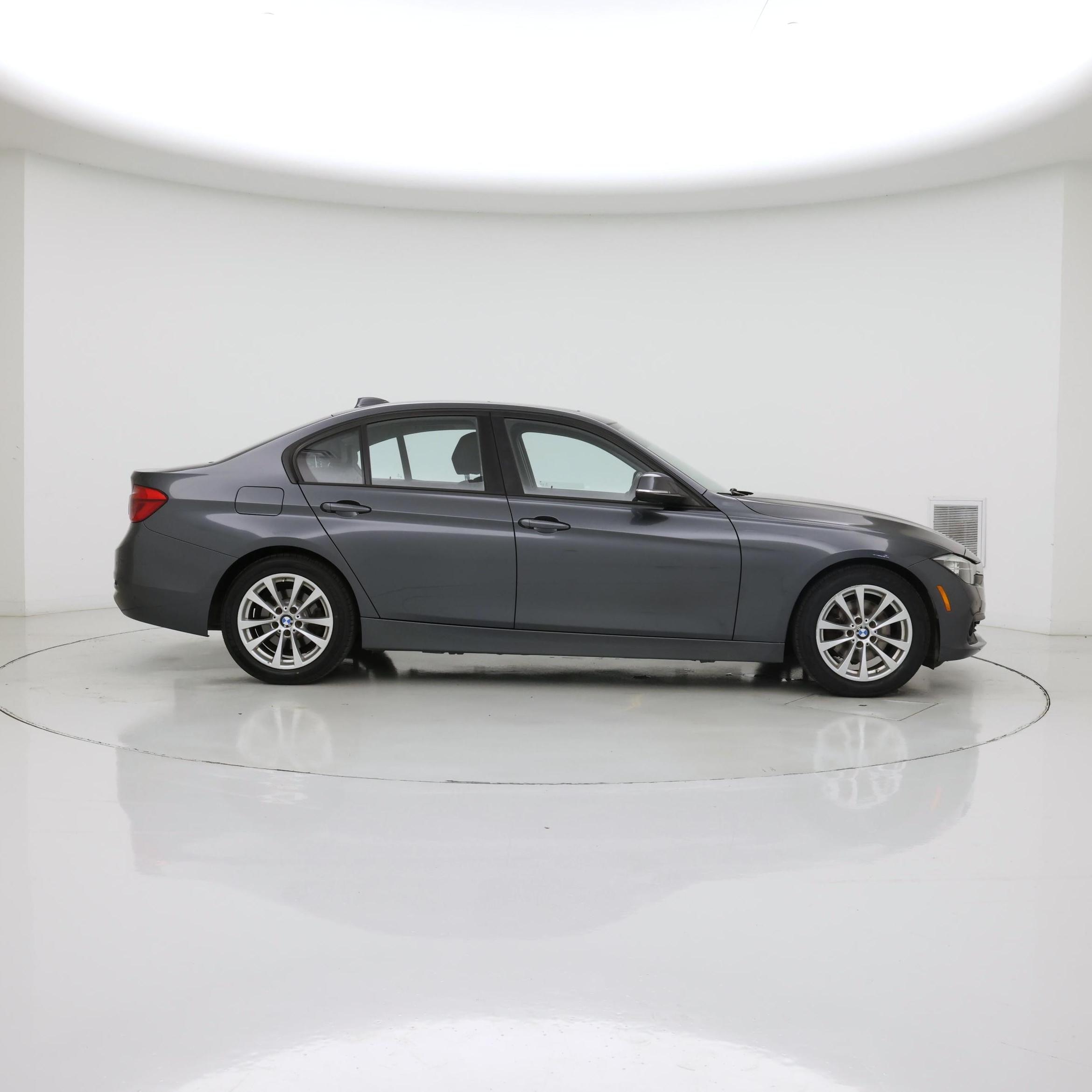 Thumbnail: 2016 BMW 3 Series - 7