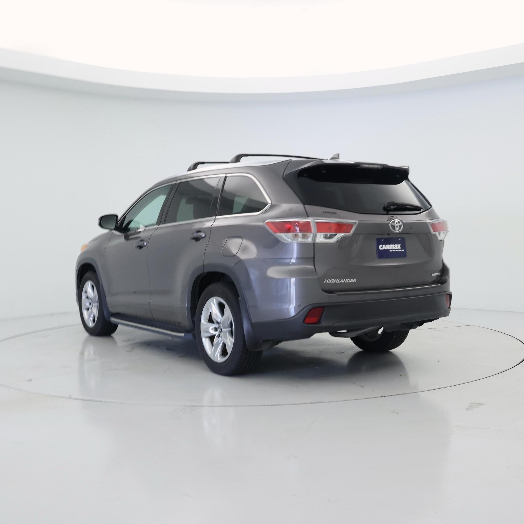 Thumbnail: 2016 Toyota Highlander - 2
