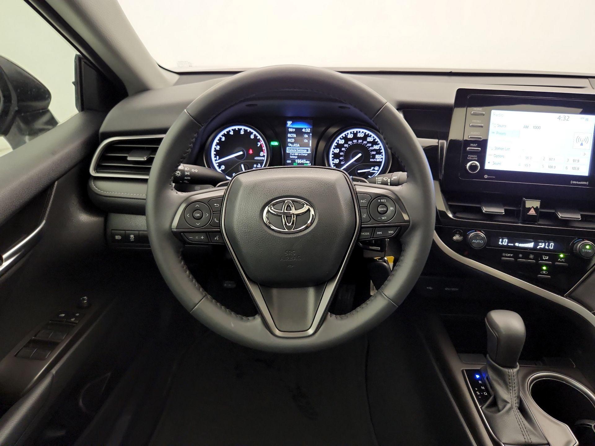 Thumbnail: 2024 Toyota Camry - 10