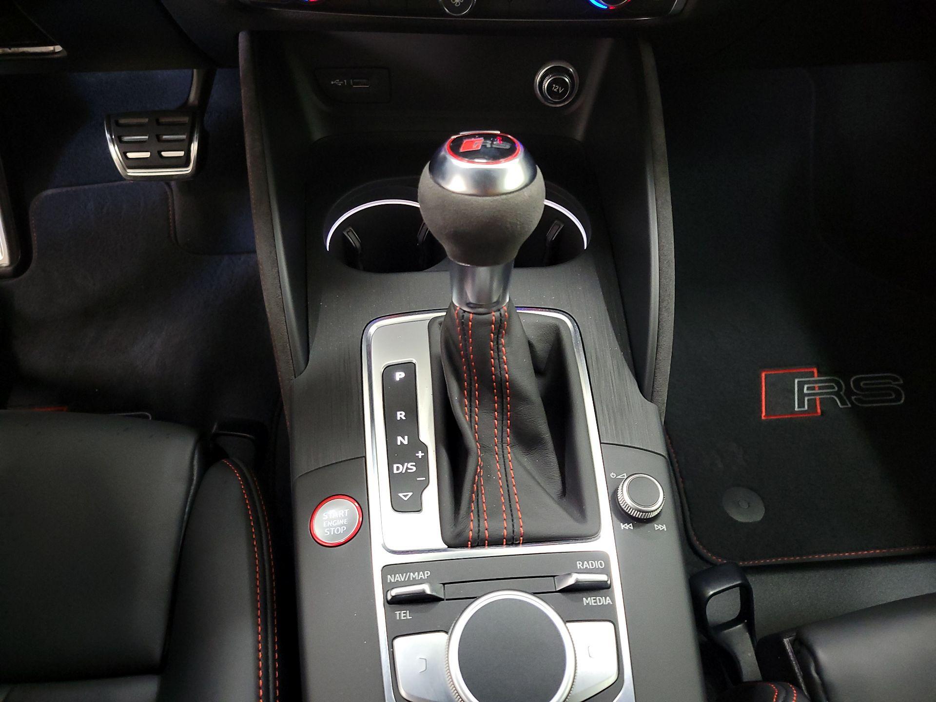 Thumbnail: 2019 Audi RS 3 - 18