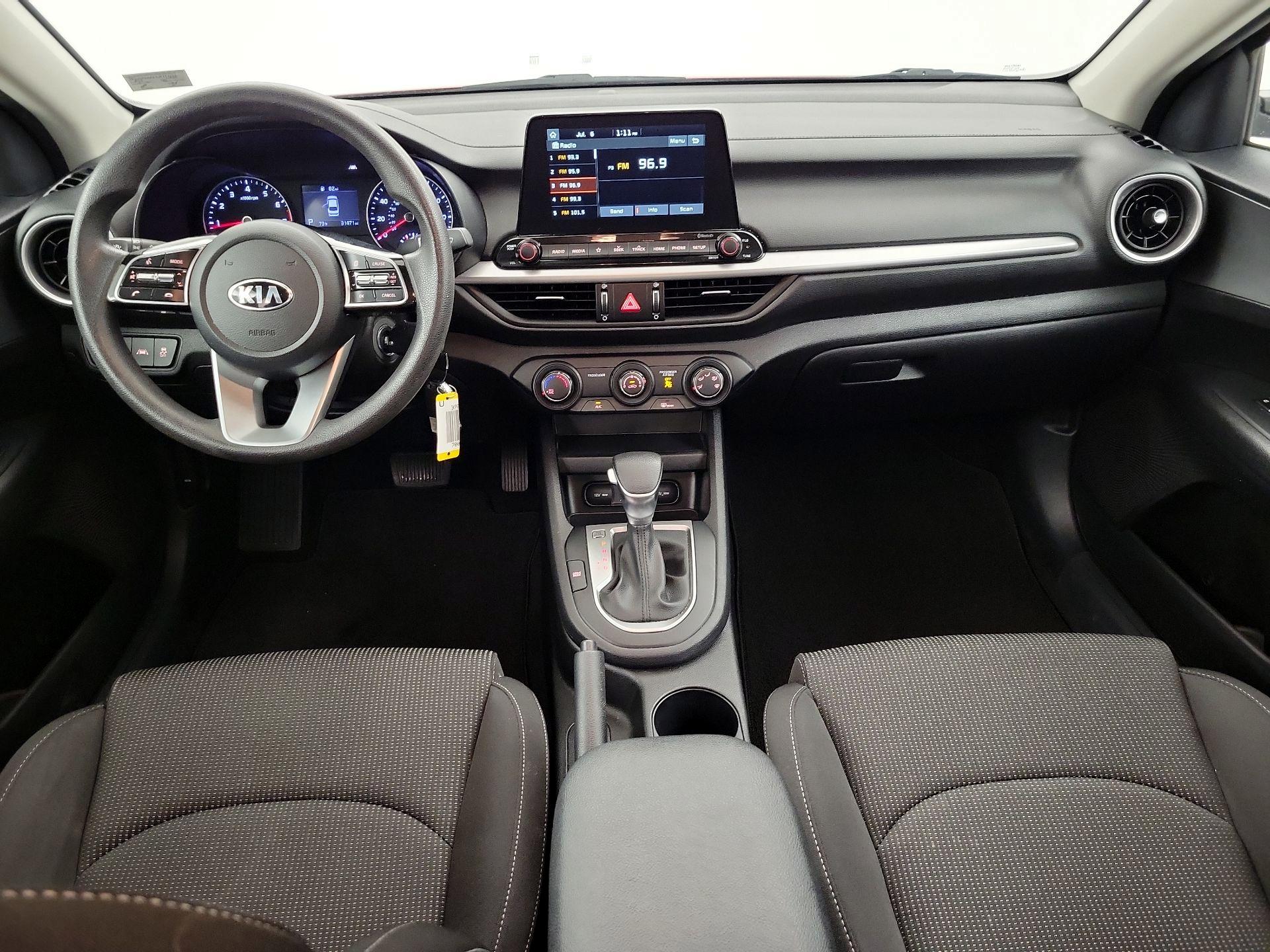 Thumbnail: 2020 Kia Forte - 9