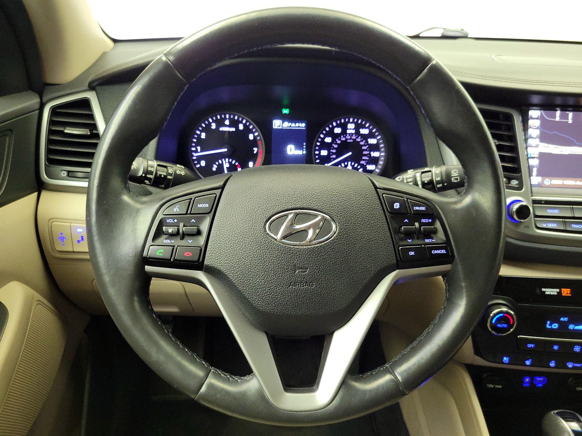 Thumbnail: 2018 Hyundai Tucson - 10