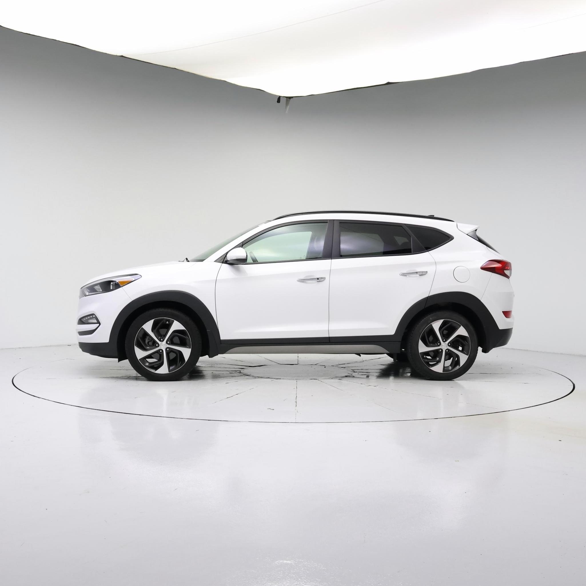 Thumbnail: 2018 Hyundai Tucson - 3