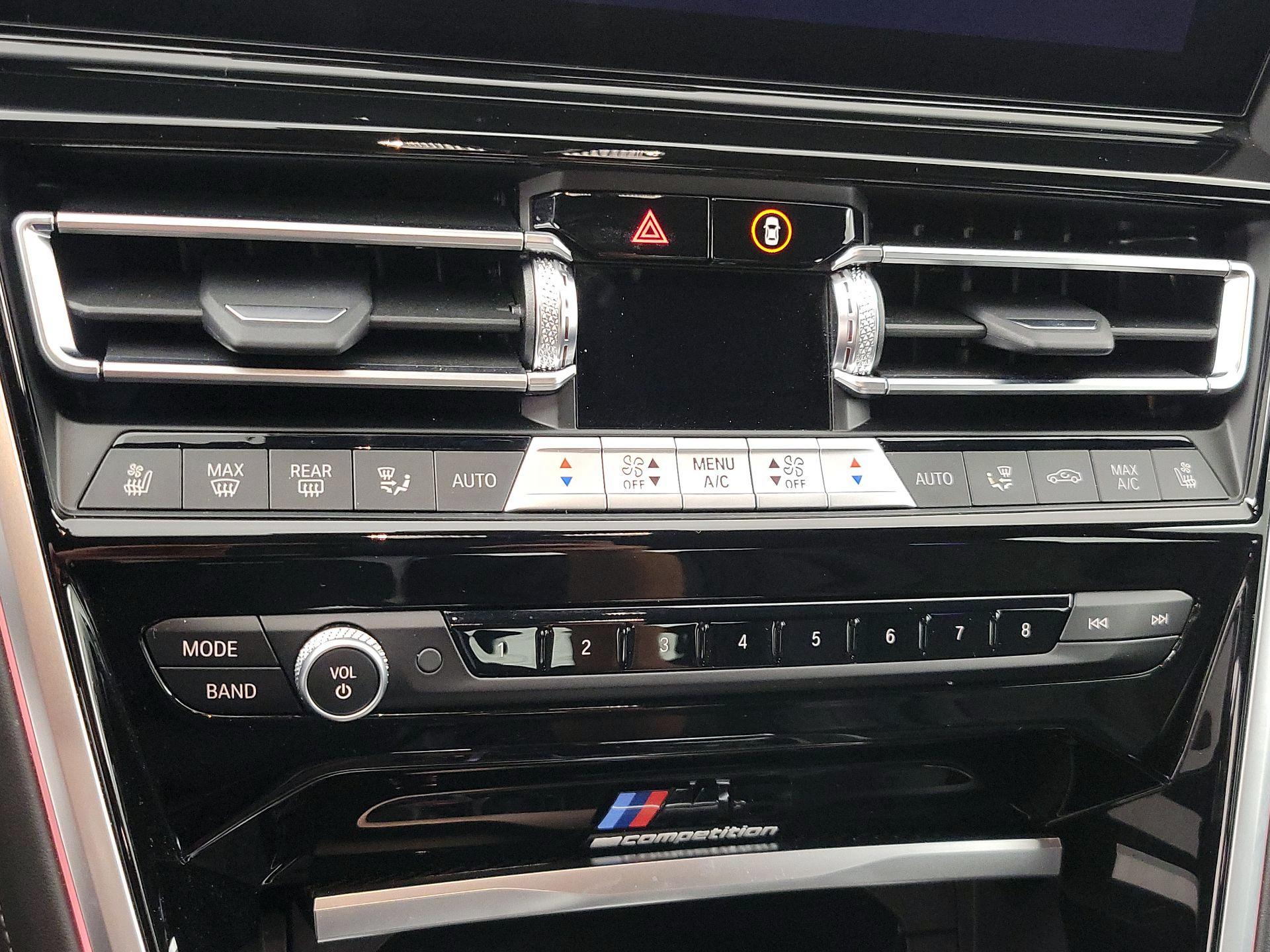Thumbnail: 2023 BMW M8 - 17