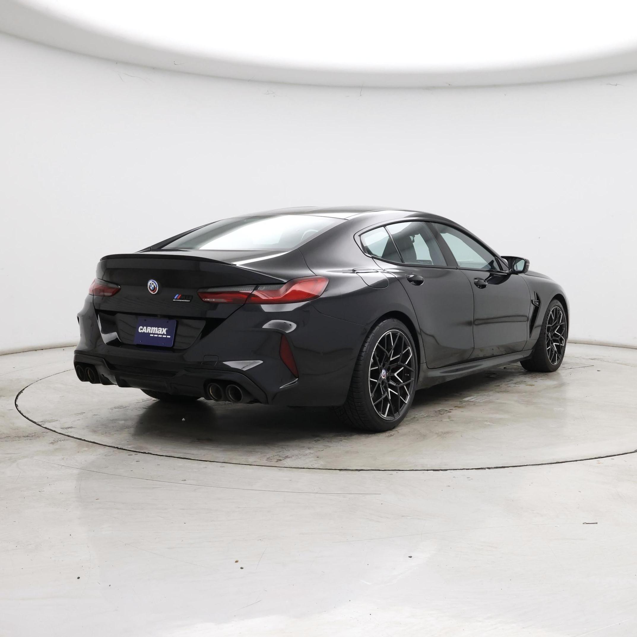 Thumbnail: 2023 BMW M8 - 8