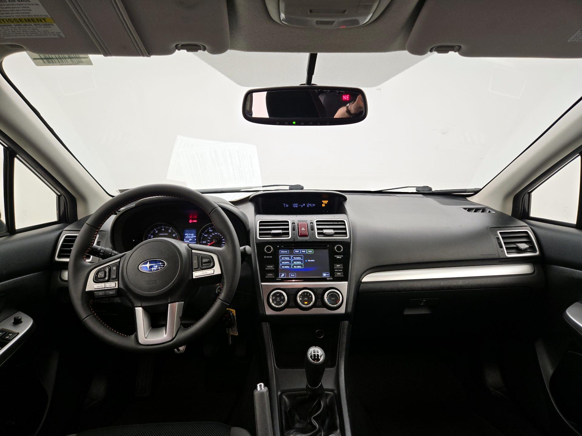 Thumbnail: 2016 Subaru XV Crosstrek - 9