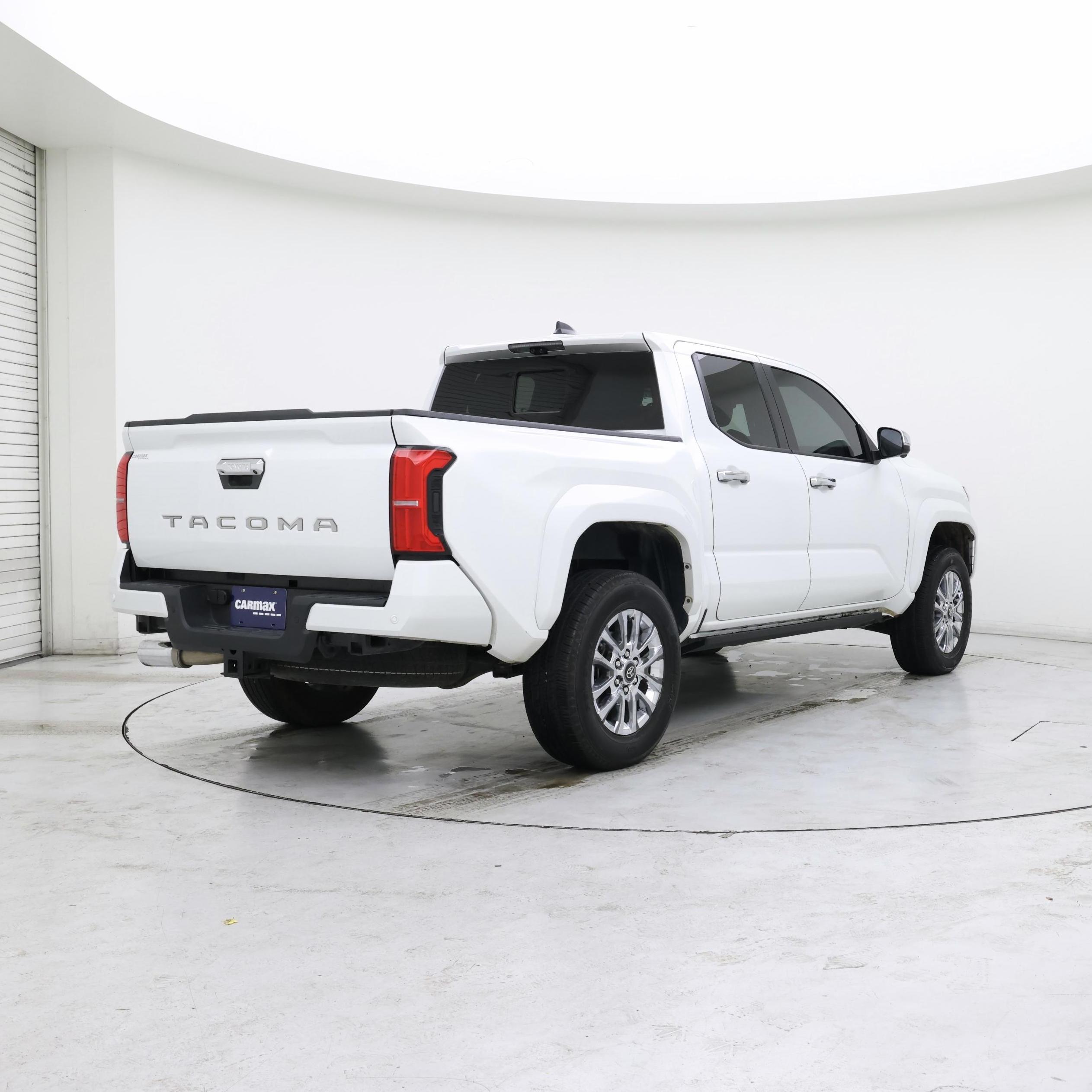 Thumbnail: 2024 Toyota Tacoma - 8