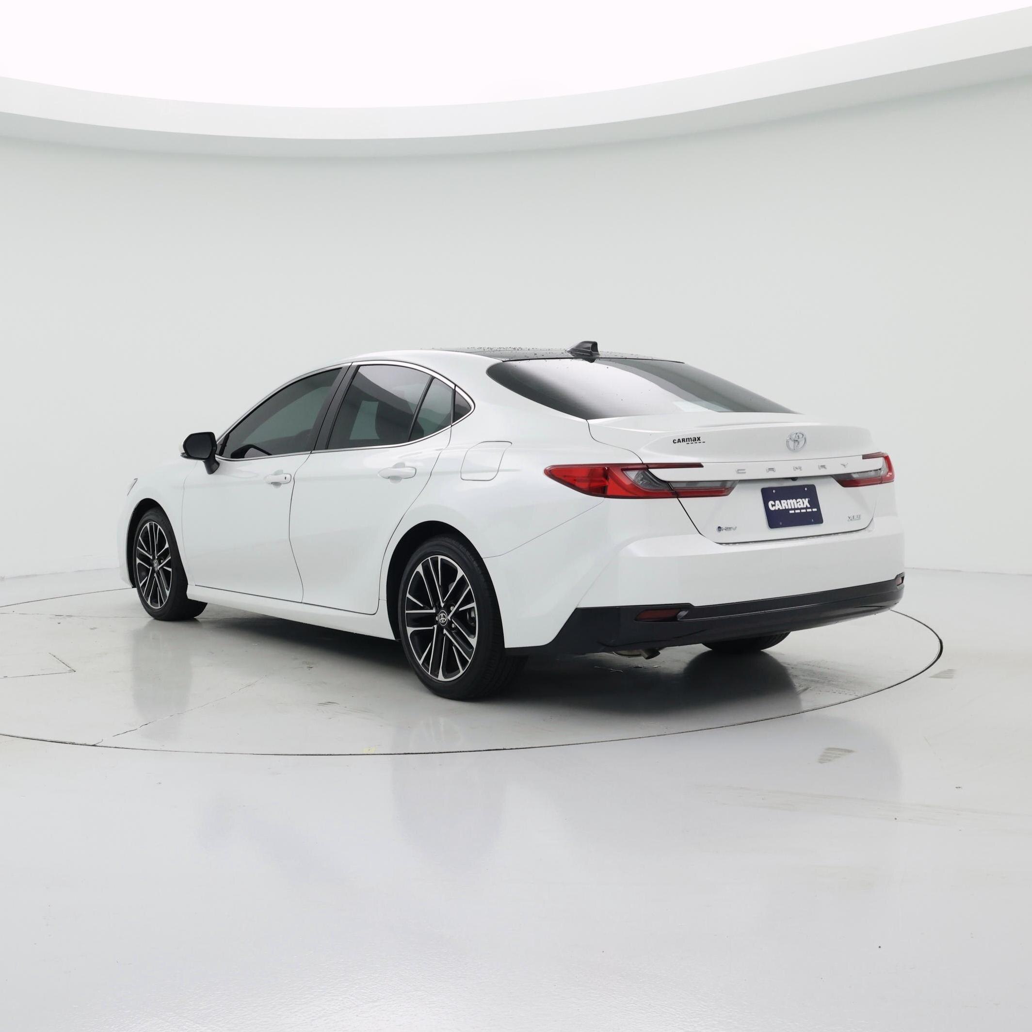 Thumbnail: 2025 Toyota Camry - 2