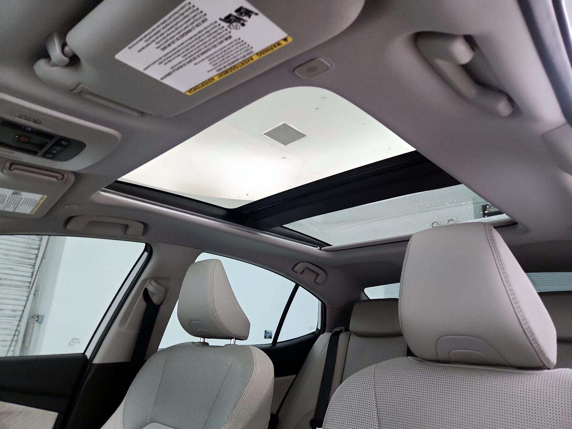 Thumbnail: 2025 Toyota Camry - 19