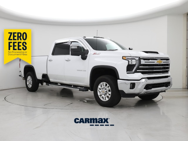 White 2024 Chevrolet Silverado 3500HD Pickup Truck Four-Wheel Drive Automatic
