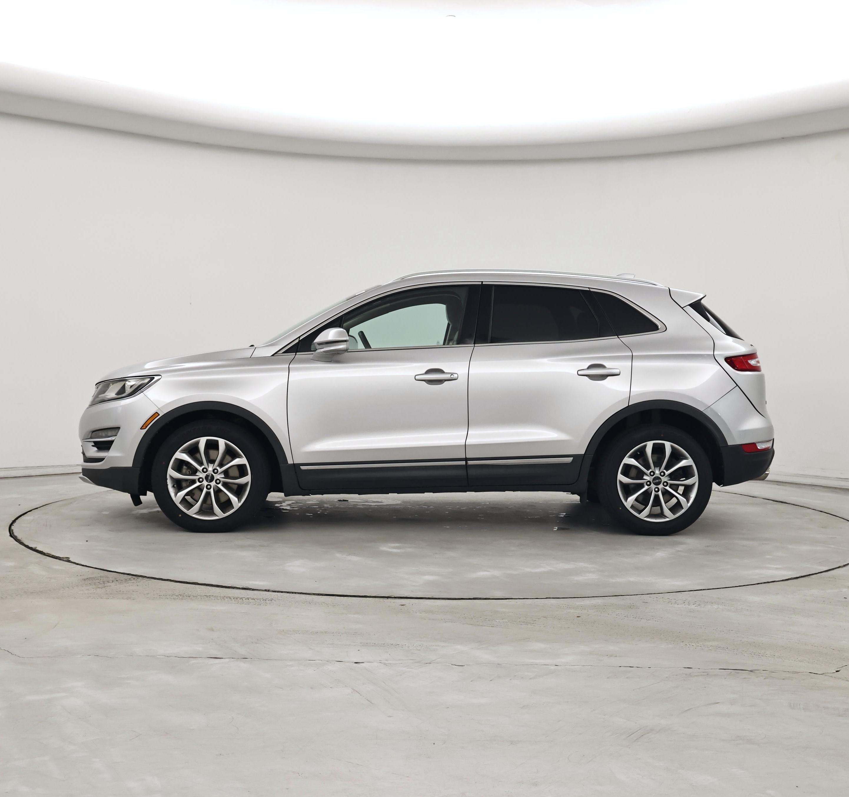 Thumbnail: 2017 Lincoln MKC - 3