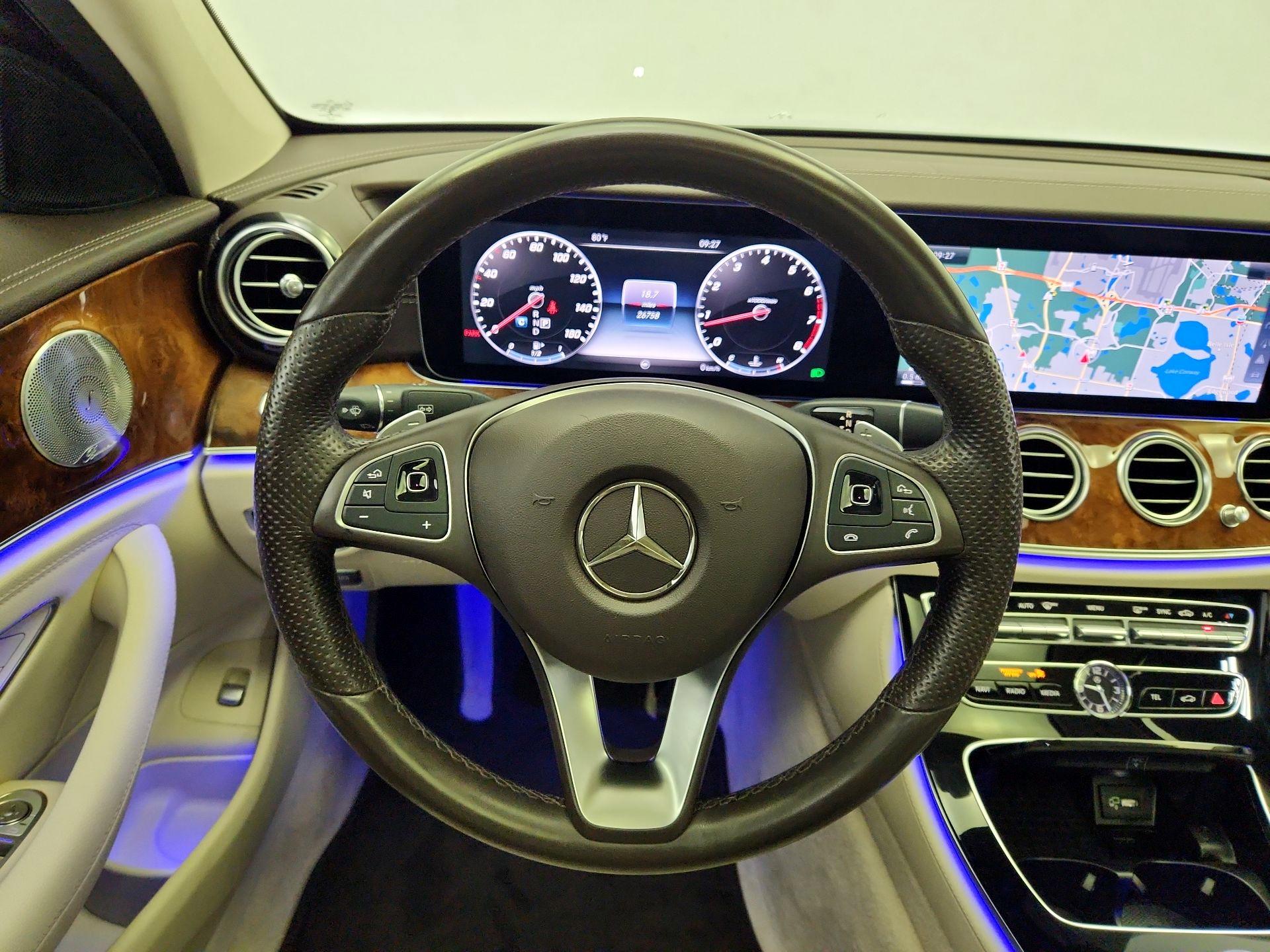 Thumbnail: 2017 Mercedes-Benz E-Class - 10
