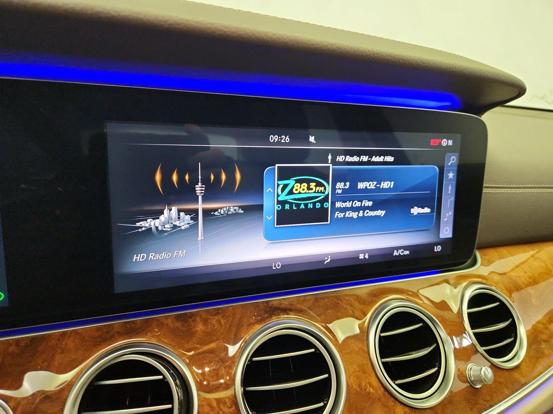 Thumbnail: 2017 Mercedes-Benz E-Class - 15