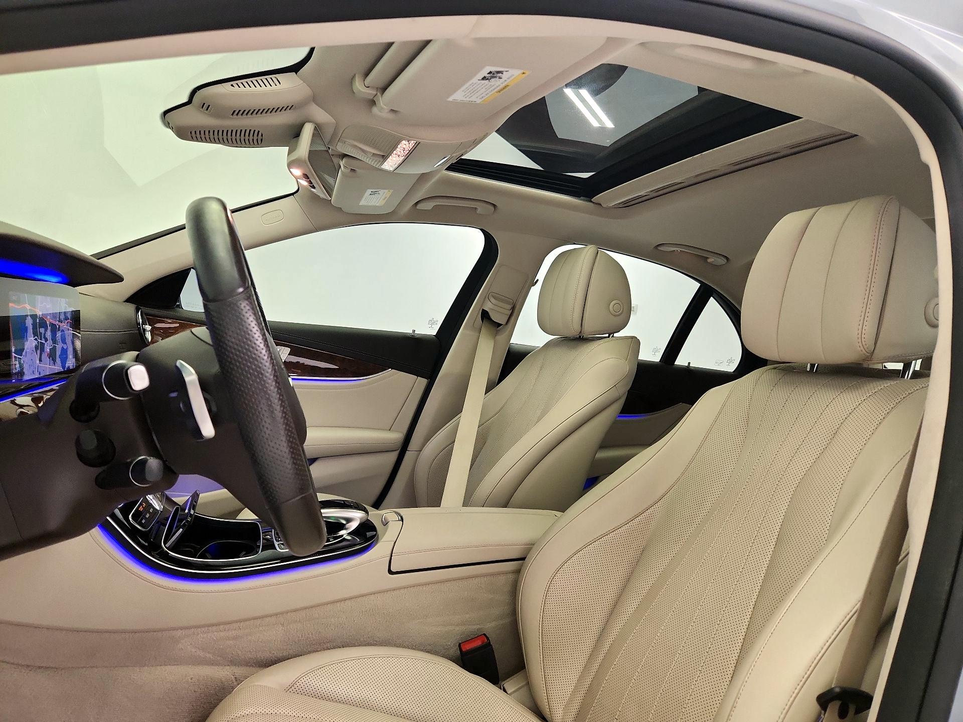 Thumbnail: 2017 Mercedes-Benz E-Class - 19