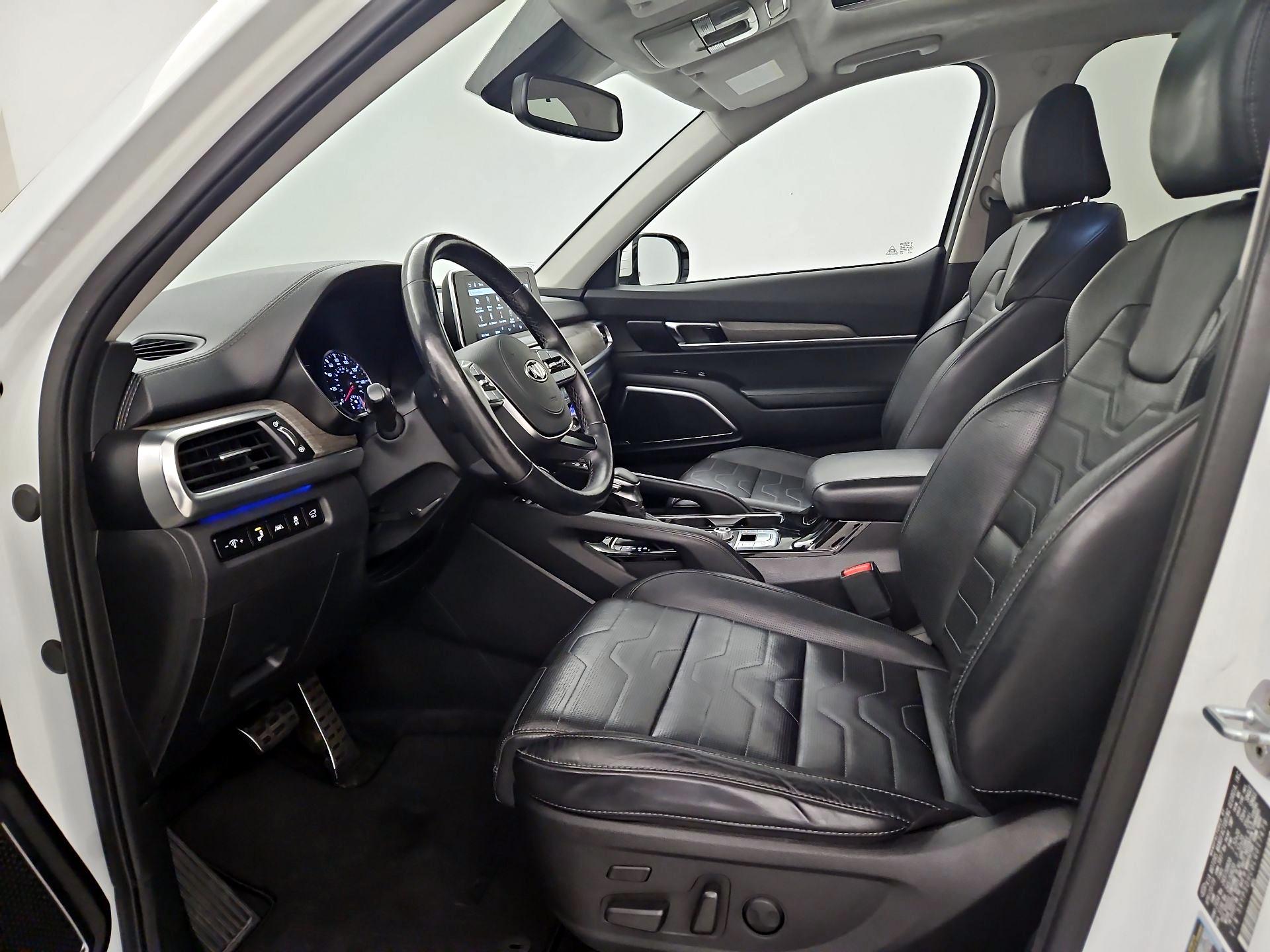 Thumbnail: 2020 Kia Telluride - 11