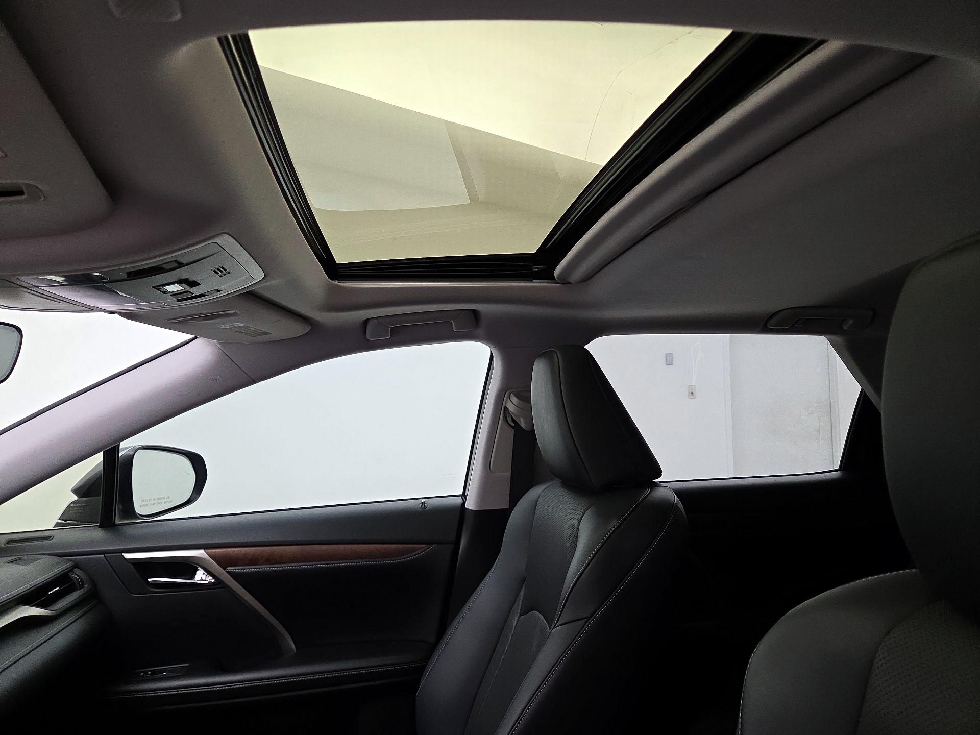 Thumbnail: 2020 Lexus RX - 20