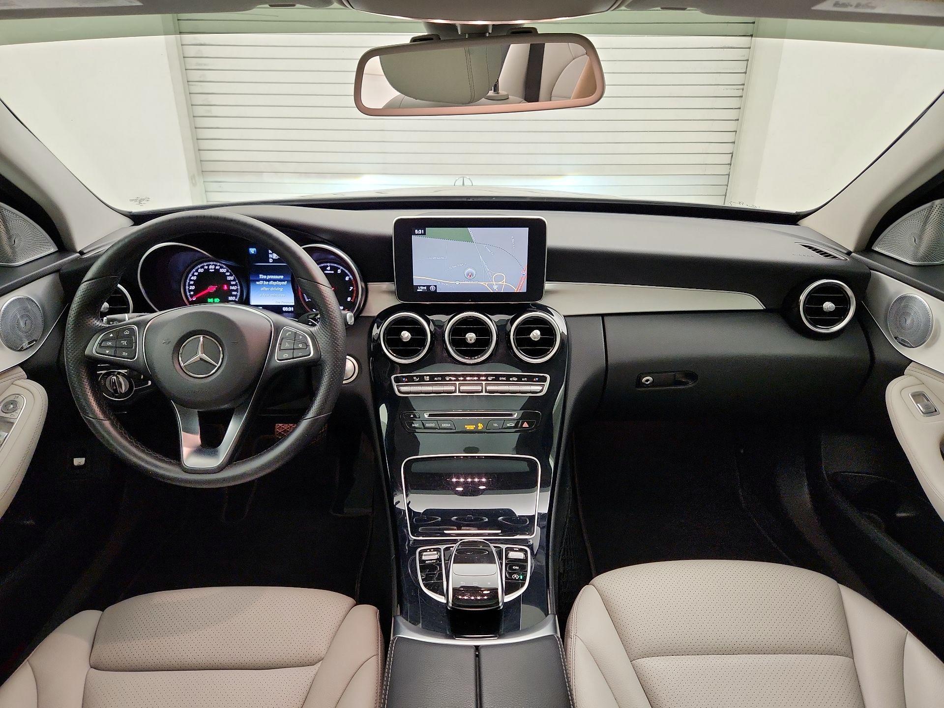 Thumbnail: 2015 Mercedes-Benz C-Class - 9