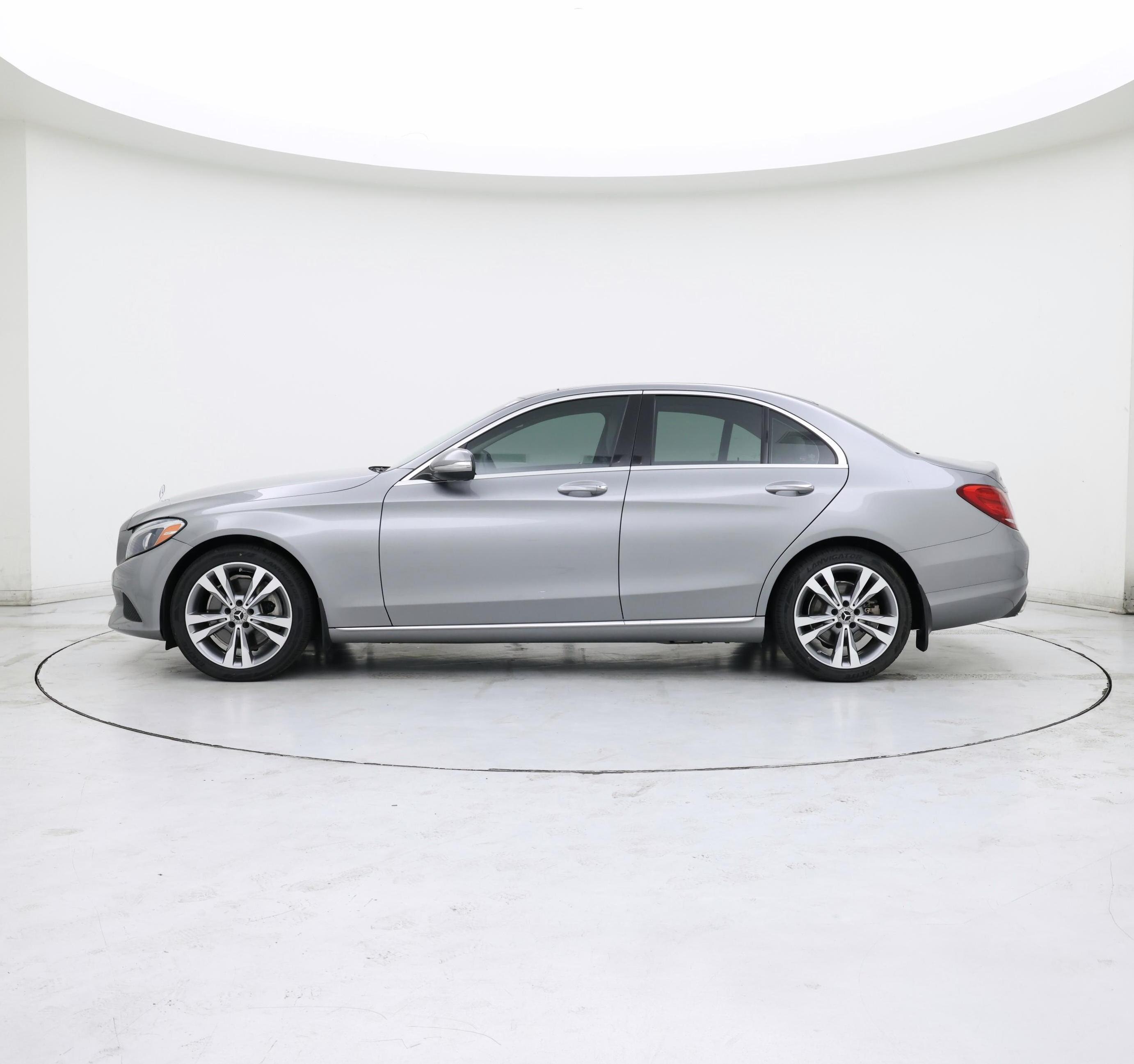 Thumbnail: 2015 Mercedes-Benz C-Class - 3