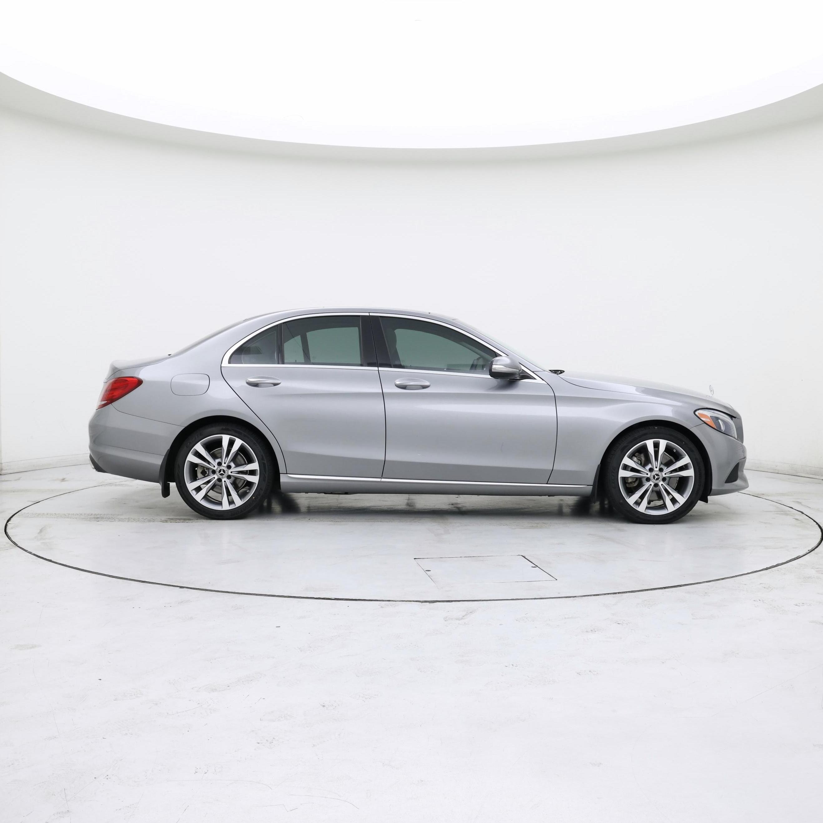 Thumbnail: 2015 Mercedes-Benz C-Class - 7