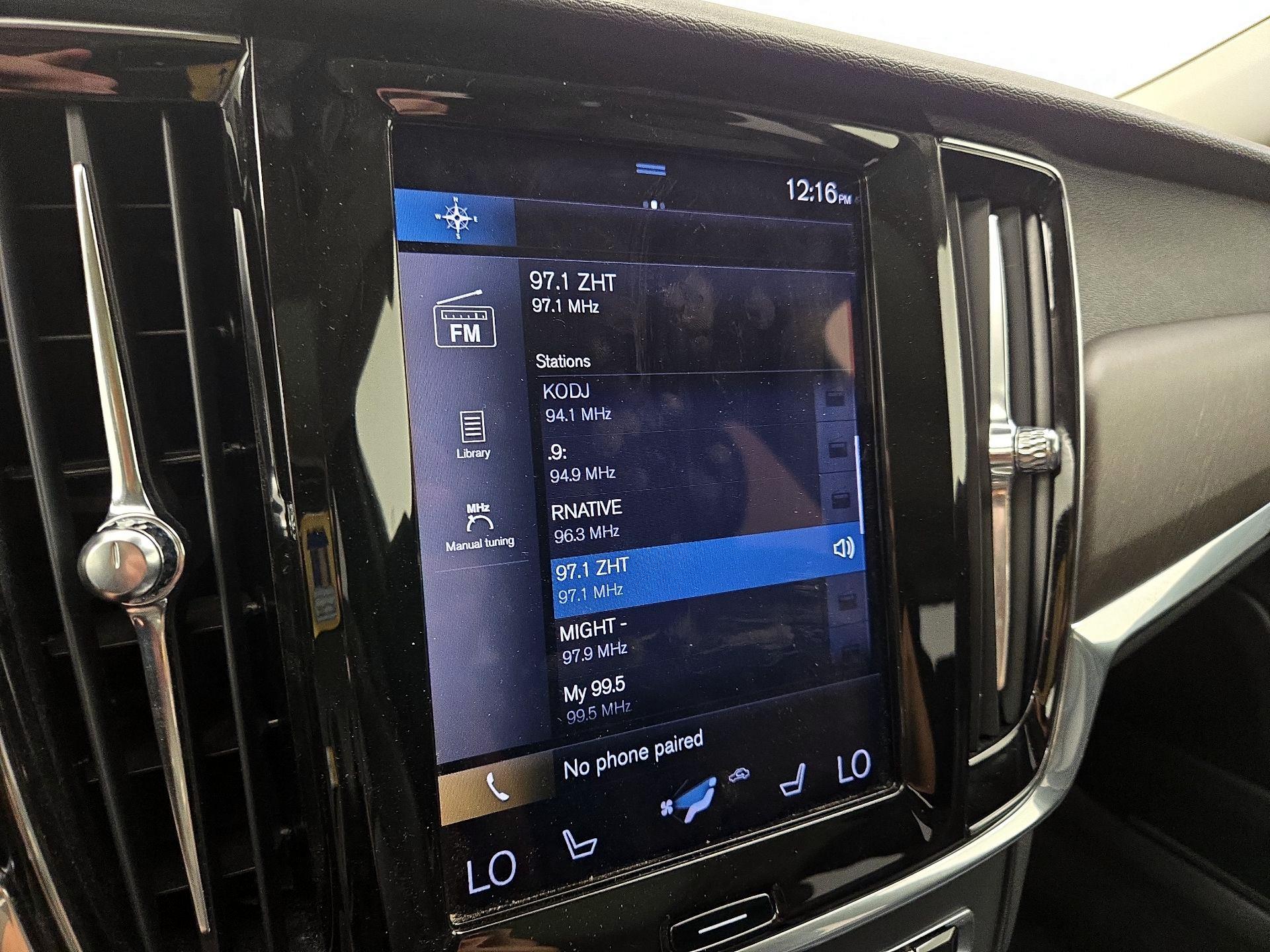 Thumbnail: 2020 Volvo S90 - 16