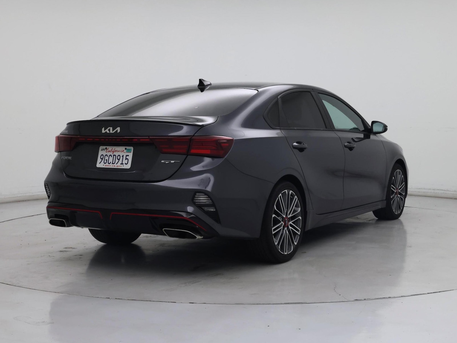 2023 Kia Forte GT - Photo 9