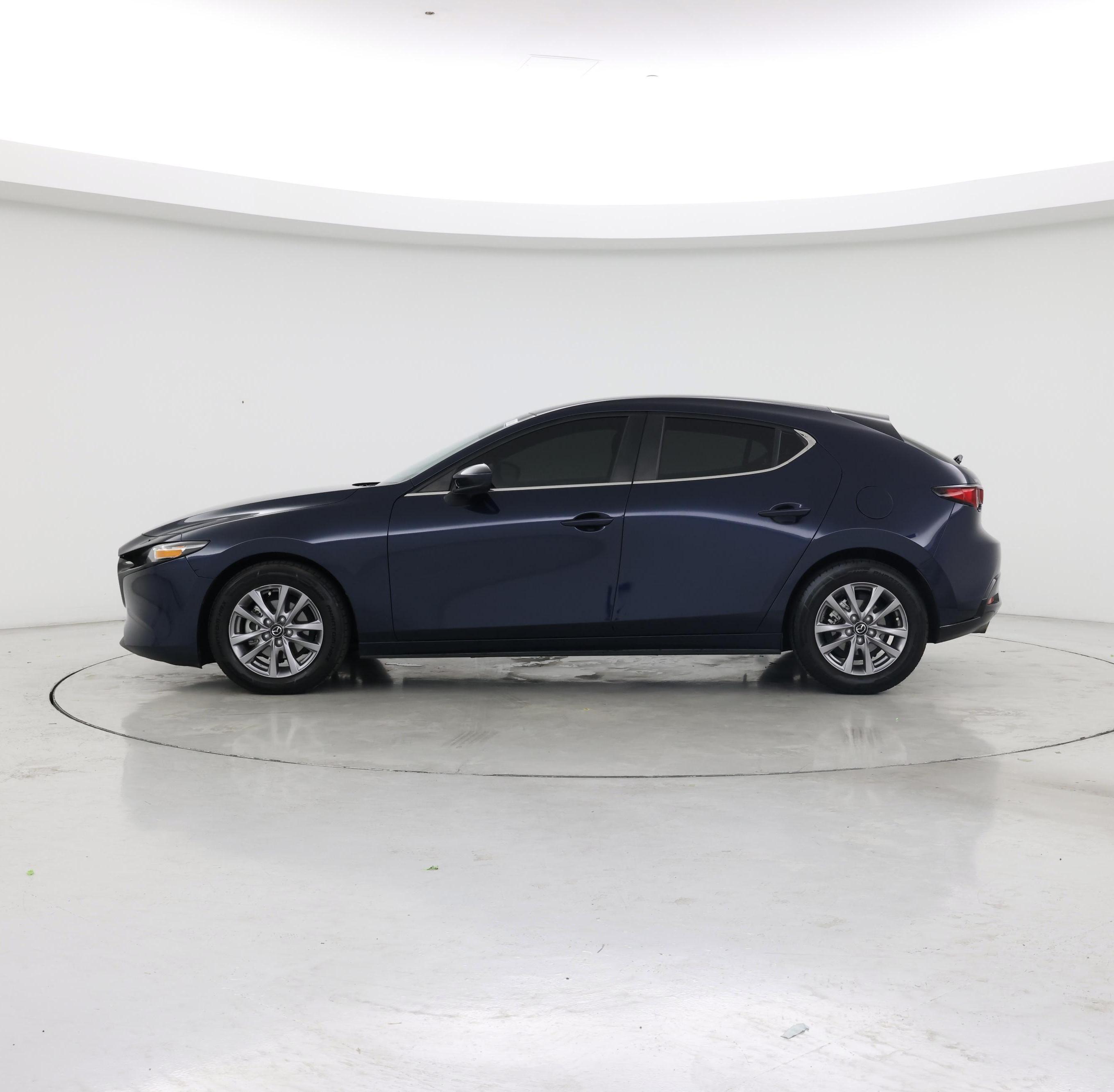 Thumbnail: 2022 Mazda Mazda3 - 3