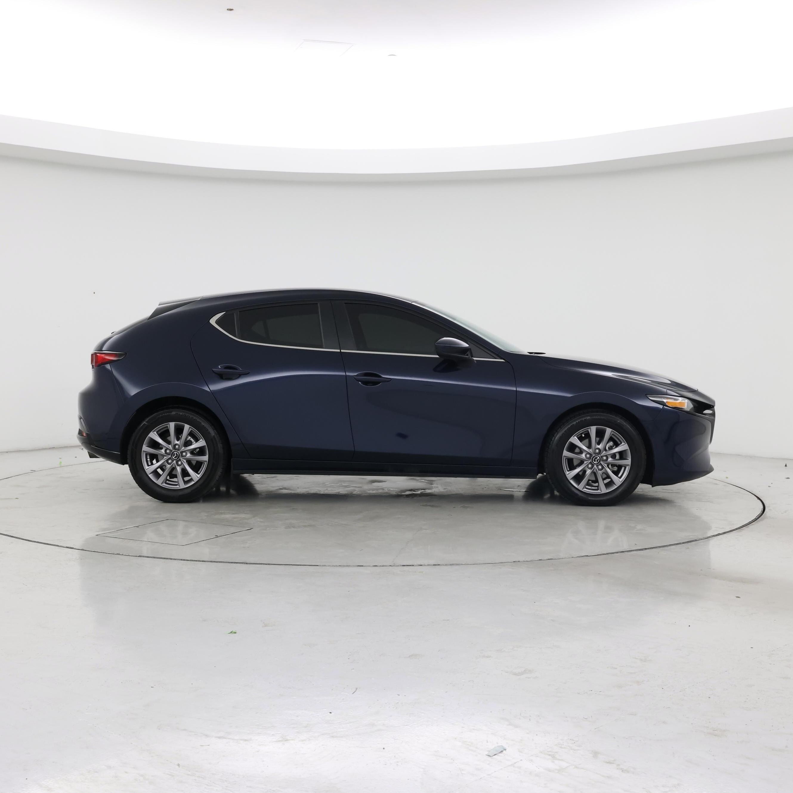 Thumbnail: 2022 Mazda Mazda3 - 7