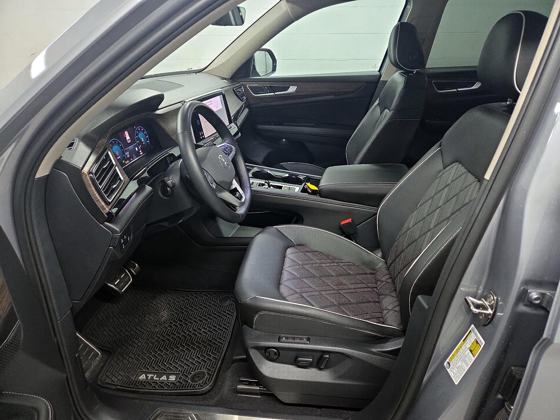 Thumbnail: 2025 Volkswagen Atlas - 11