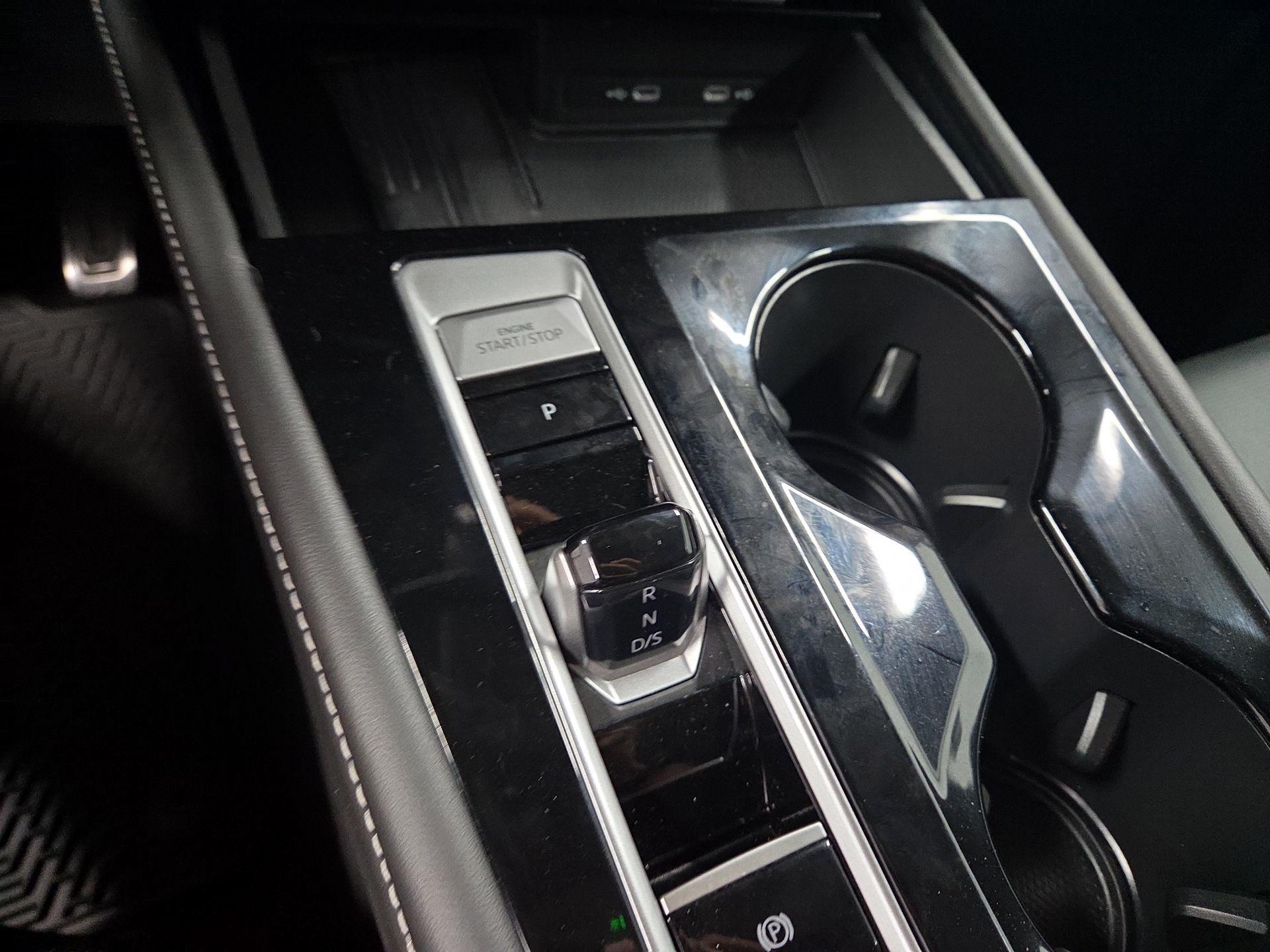 Thumbnail: 2025 Volkswagen Atlas - 15
