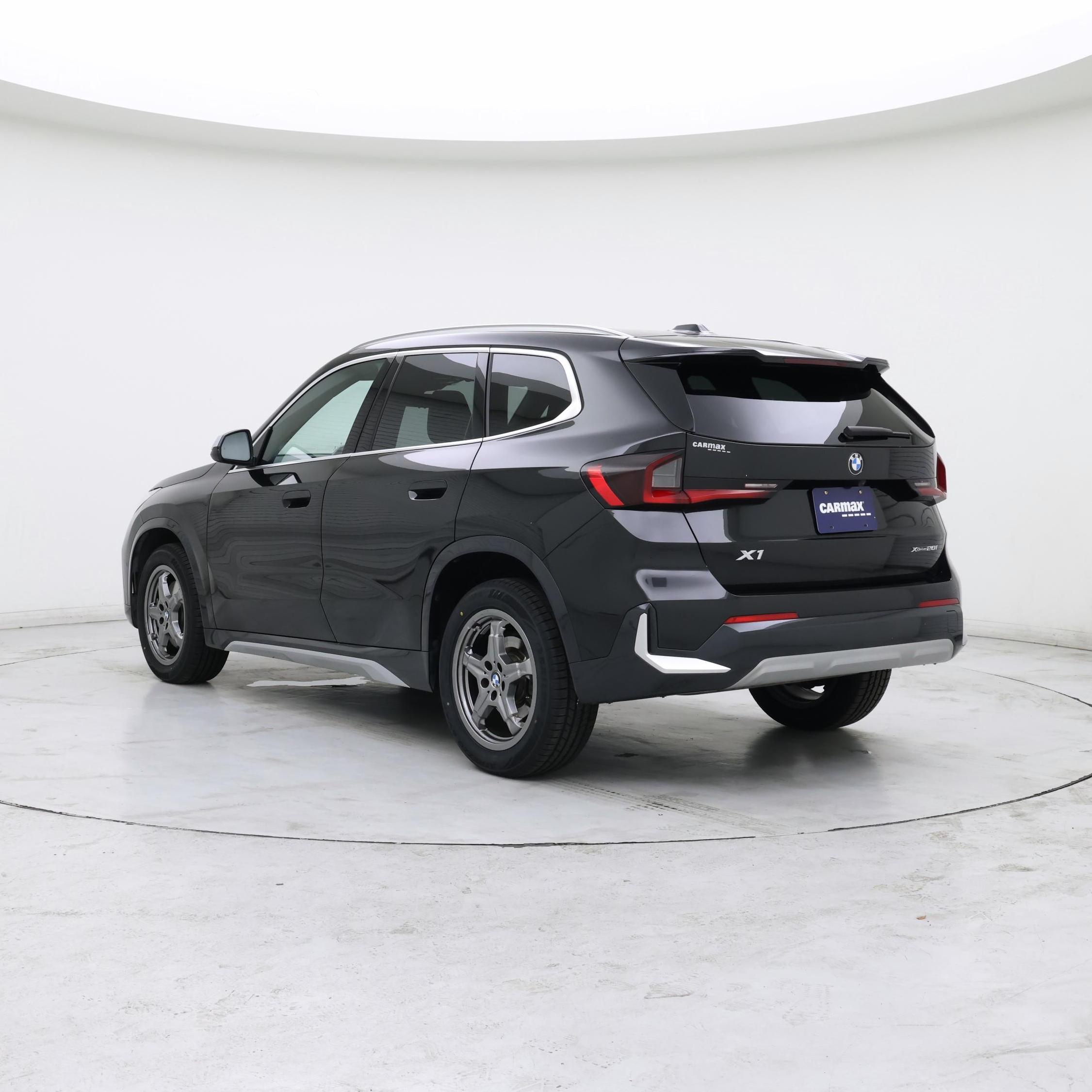 Thumbnail: 2024 BMW X1 - 2