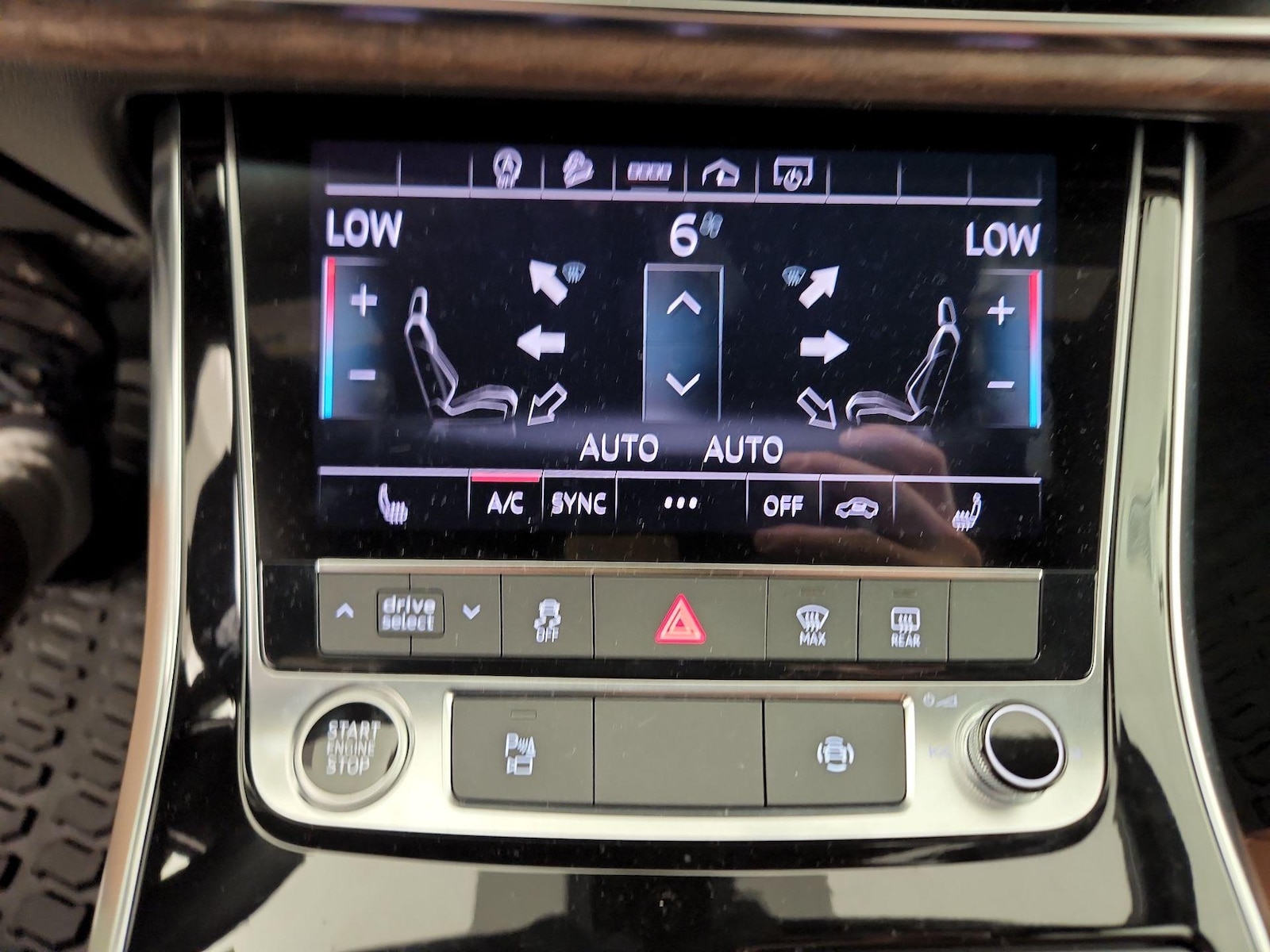 2025 Audi Q7 Premium Plus - Photo 16