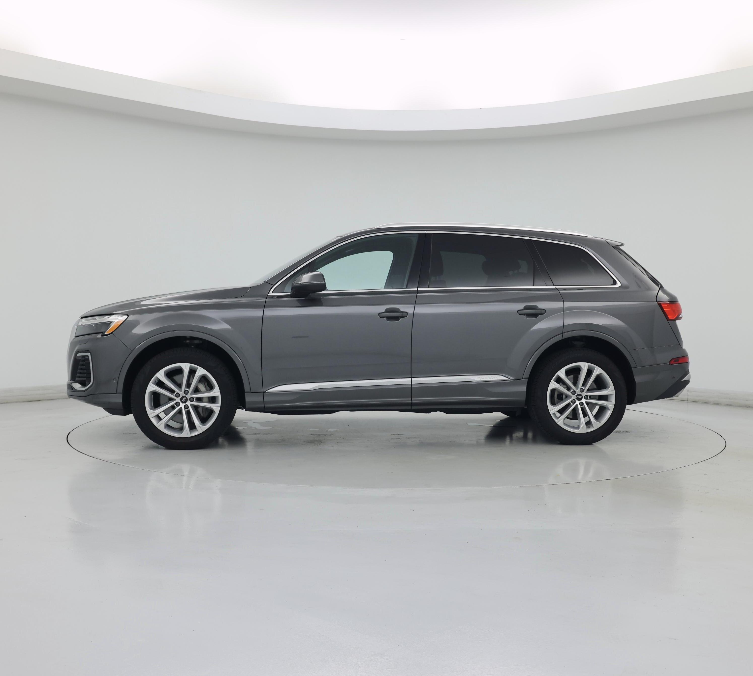 Thumbnail: 2025 Audi Q7 - 3