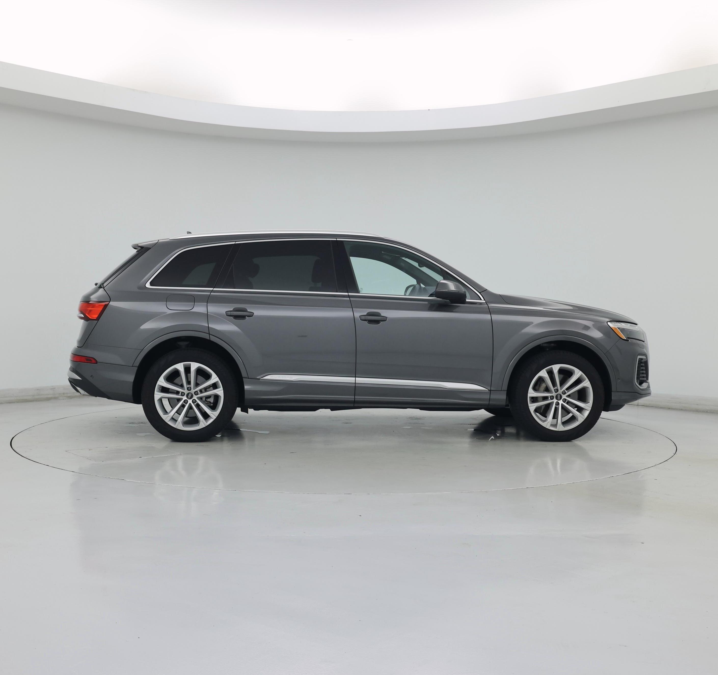 Thumbnail: 2025 Audi Q7 - 7
