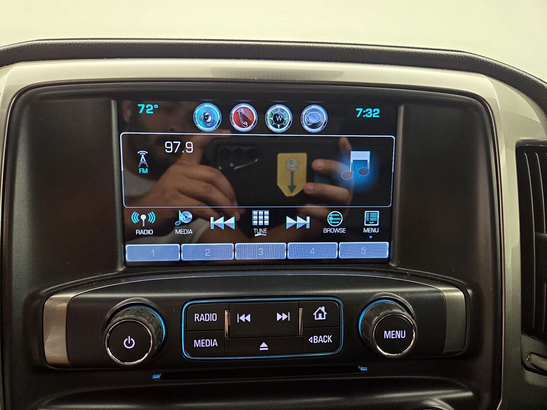 Thumbnail: 2017 Chevrolet Silverado 1500 - 16