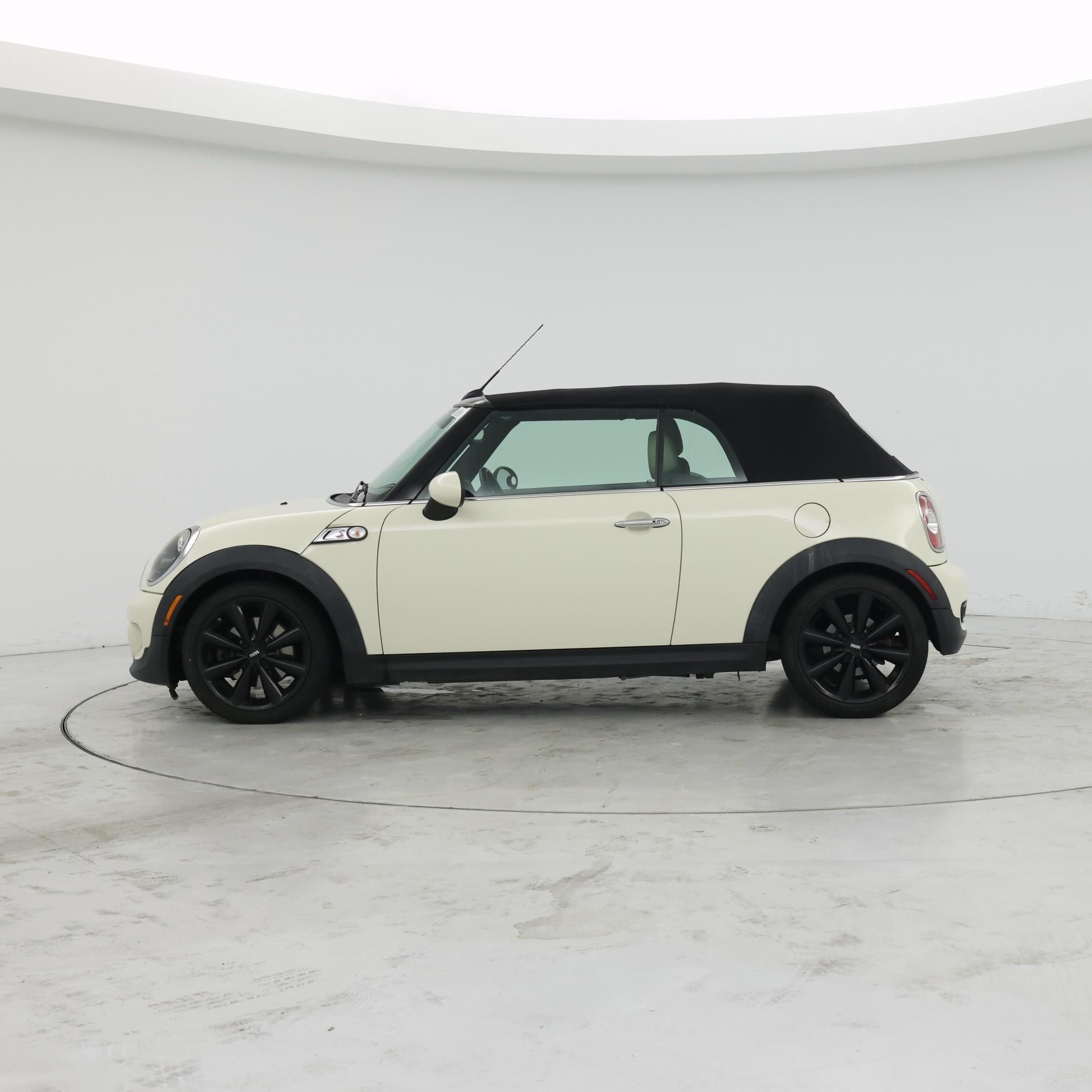 Thumbnail: 2015 MINI Cooper - 3
