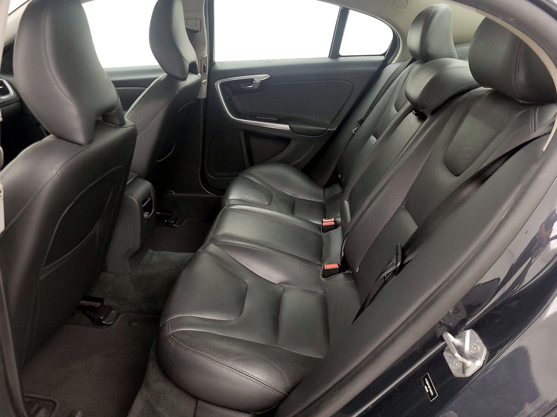 Thumbnail: 2015 Volvo S60 - 19
