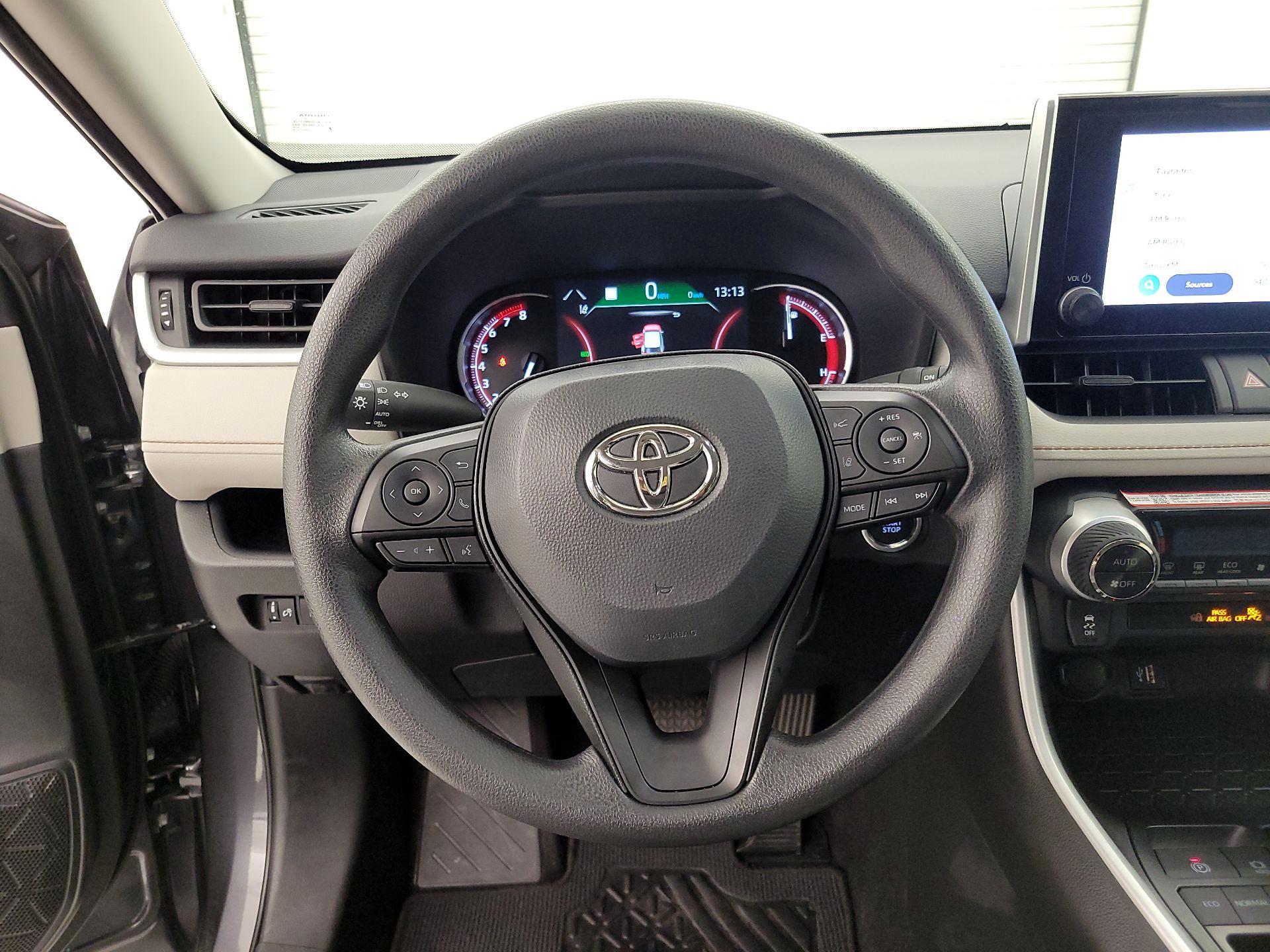 Thumbnail: 2025 Toyota RAV4 - 10