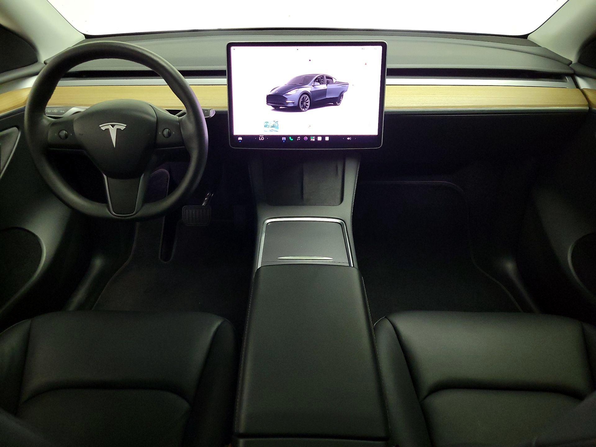 Thumbnail: 2024 Tesla Model Y - 9