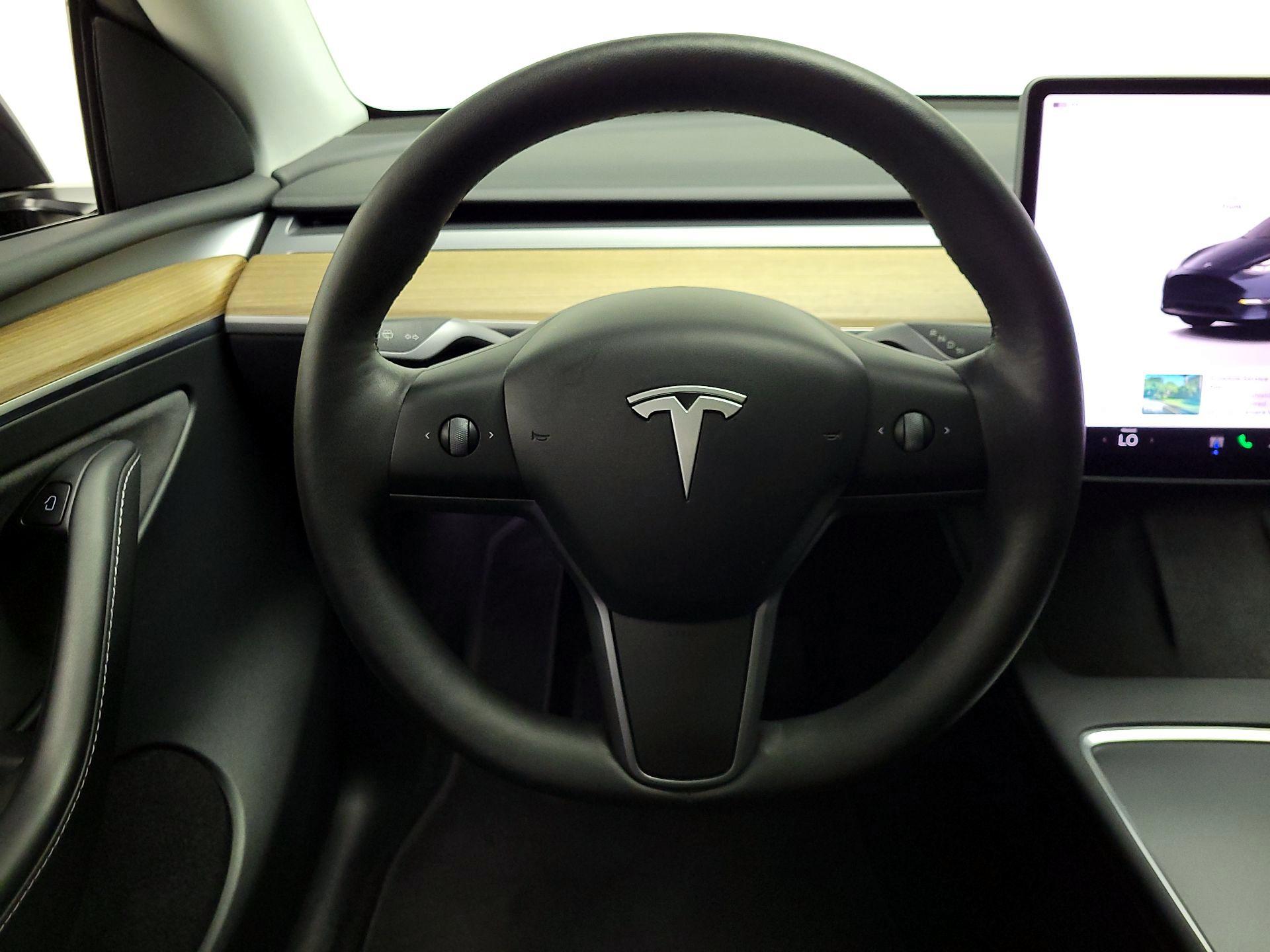 Thumbnail: 2024 Tesla Model Y - 10