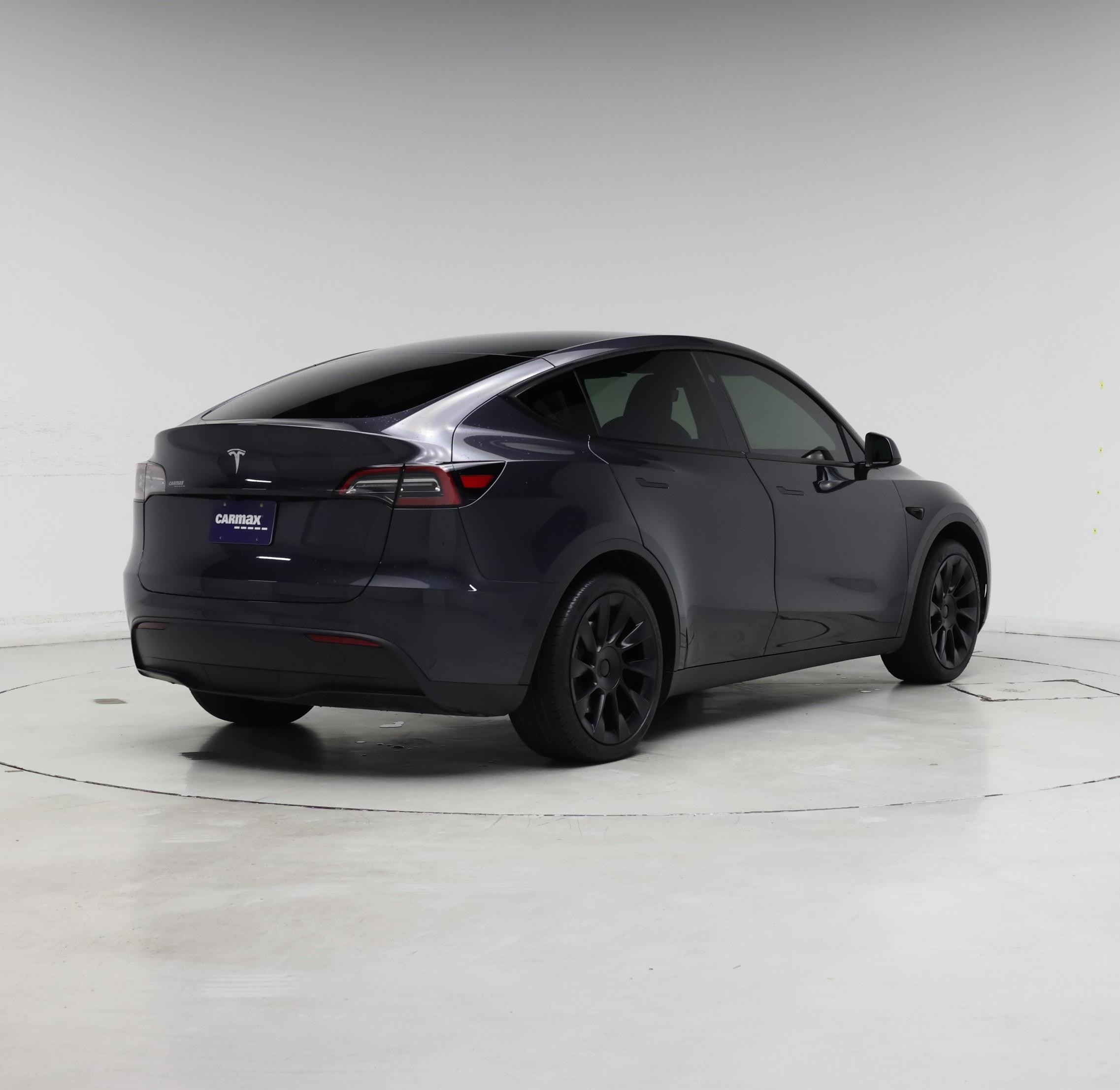 Thumbnail: 2024 Tesla Model Y - 8