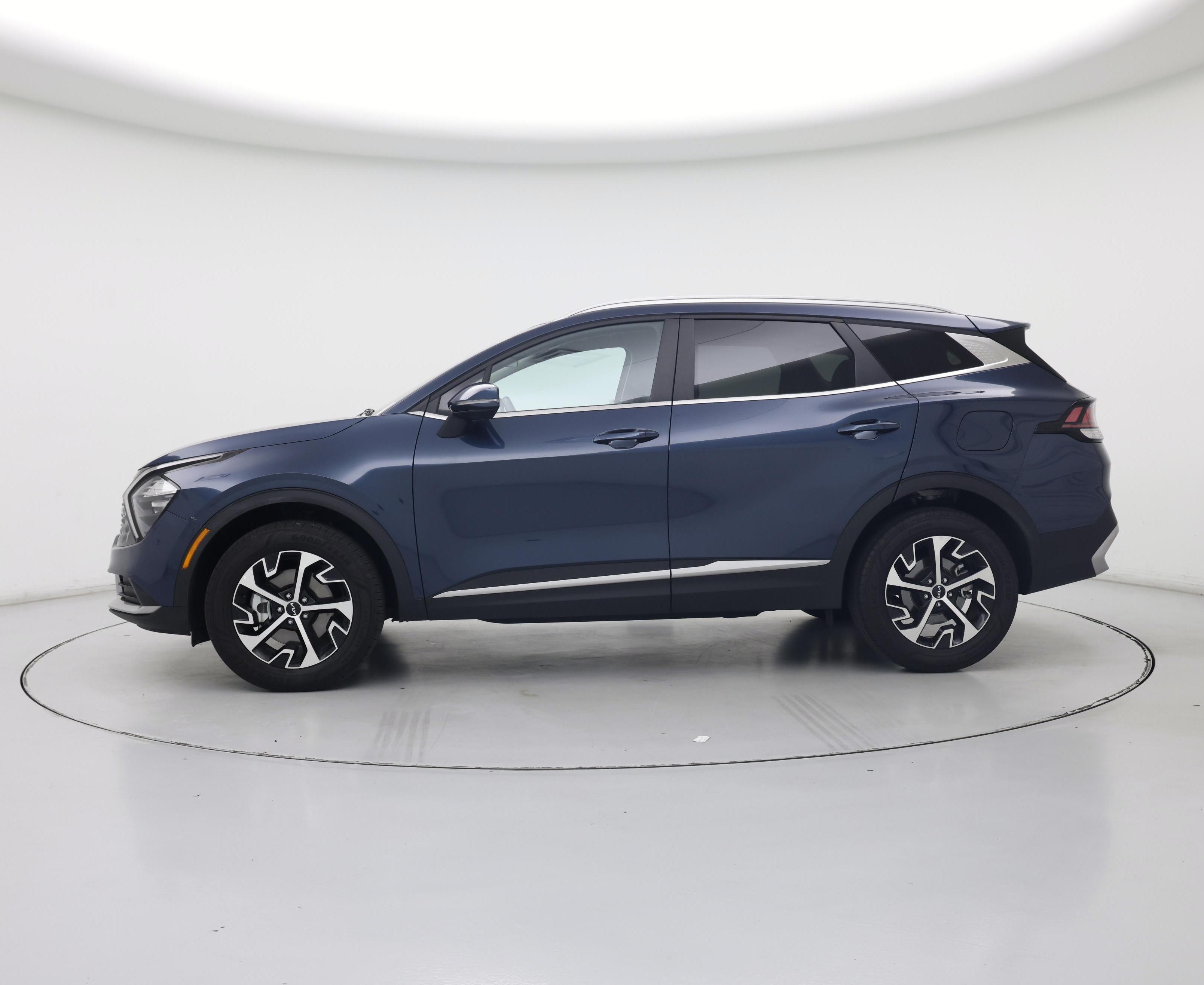 Thumbnail: 2023 Kia Sportage - 3