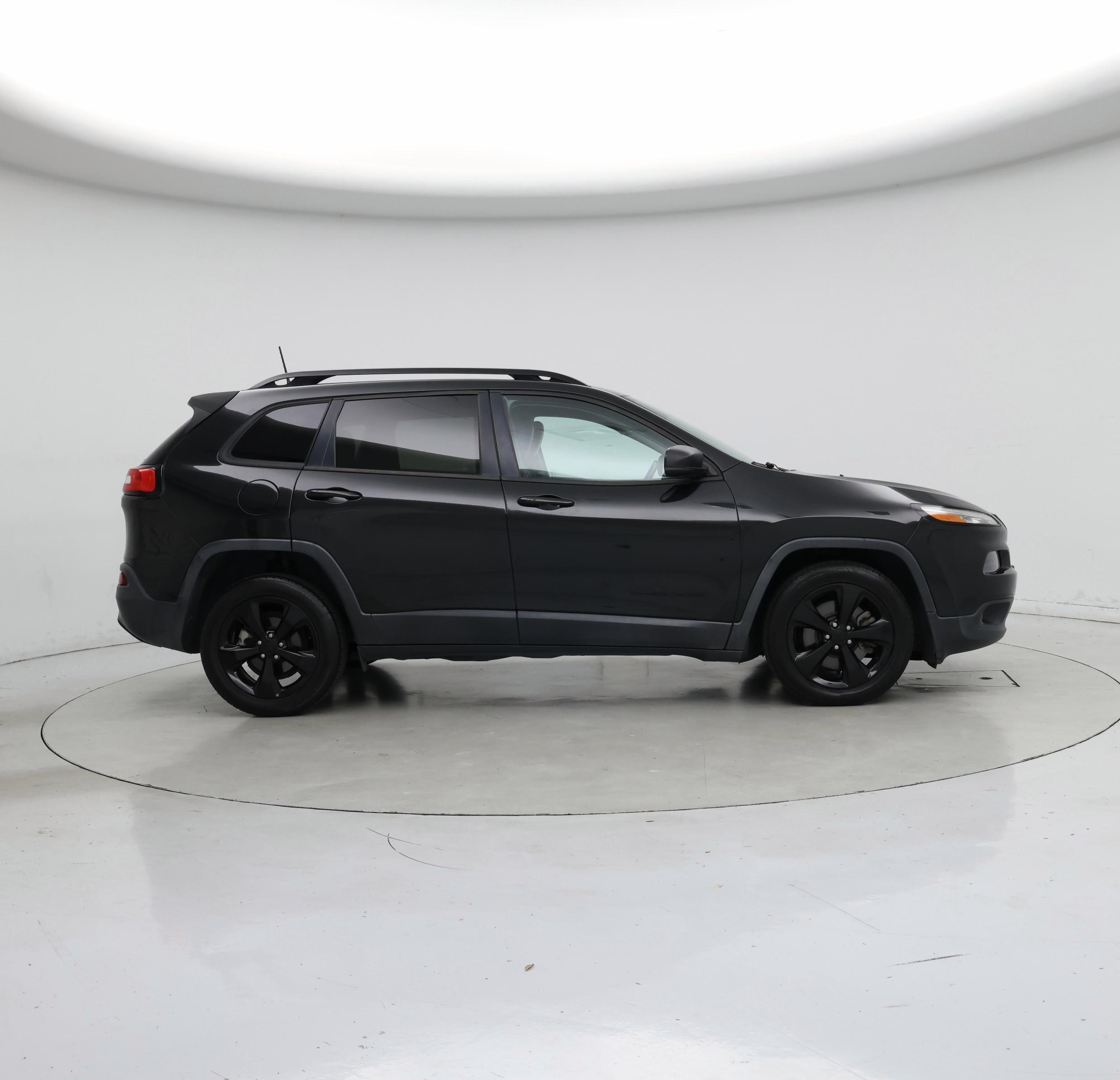 Thumbnail: 2016 Jeep Cherokee - 7