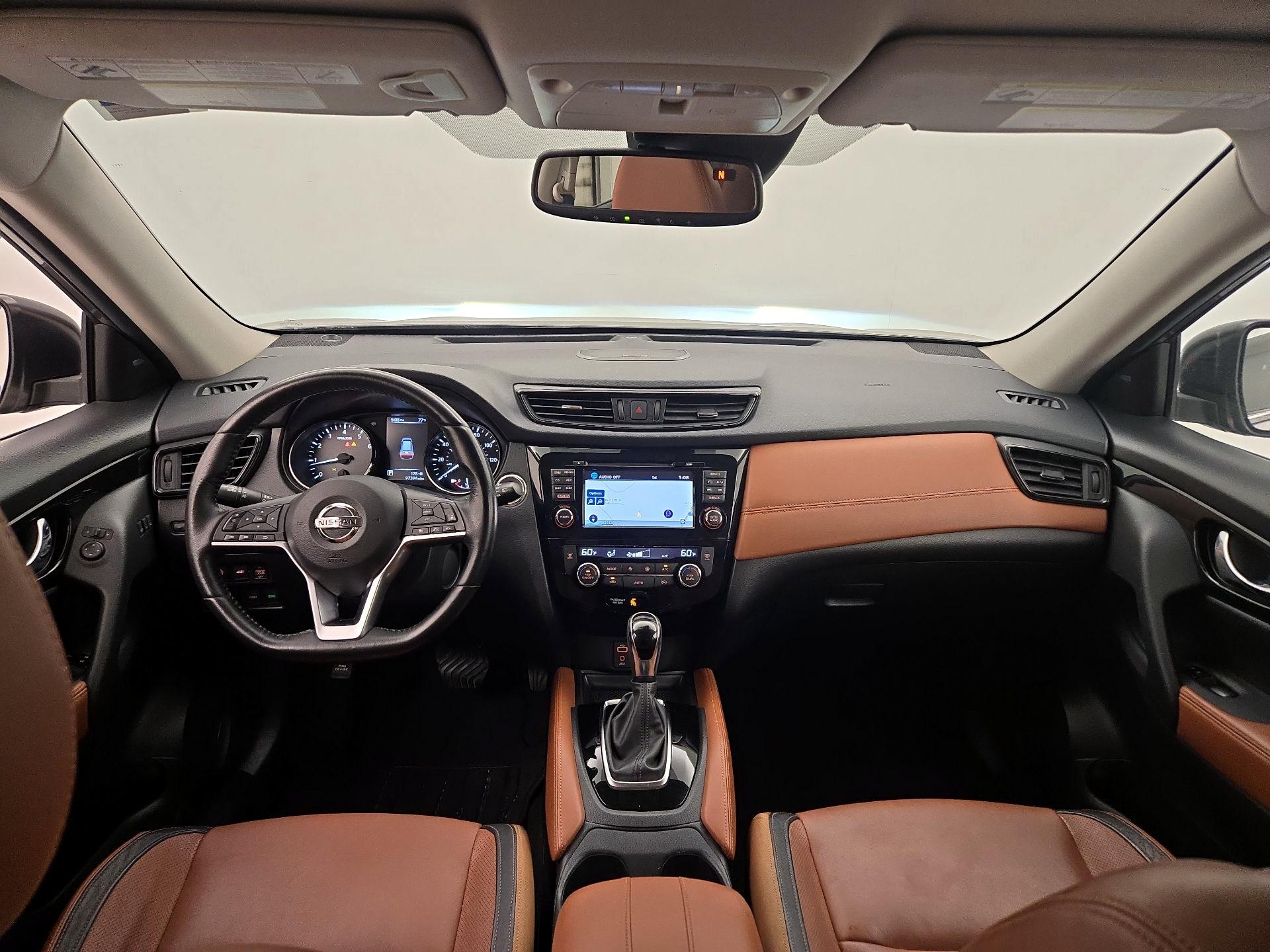 Thumbnail: 2017 Nissan Rogue - 9