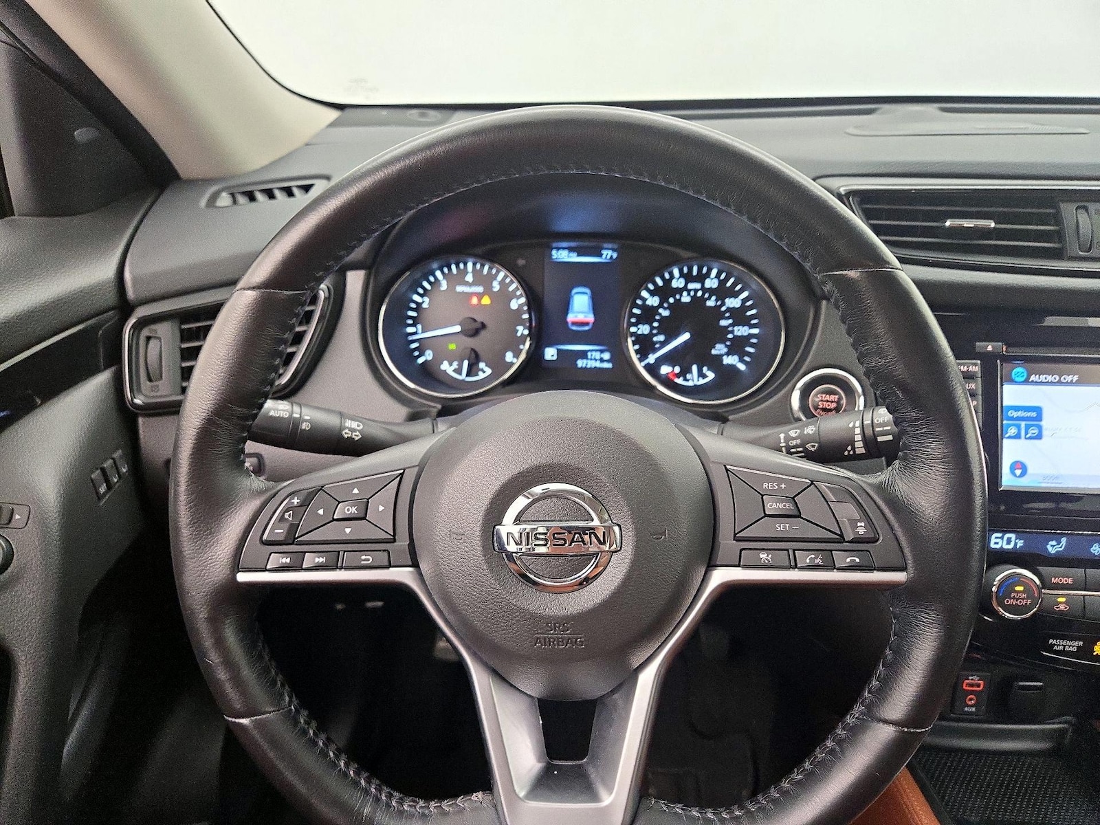 2017 Nissan Rogue SL - Photo 11