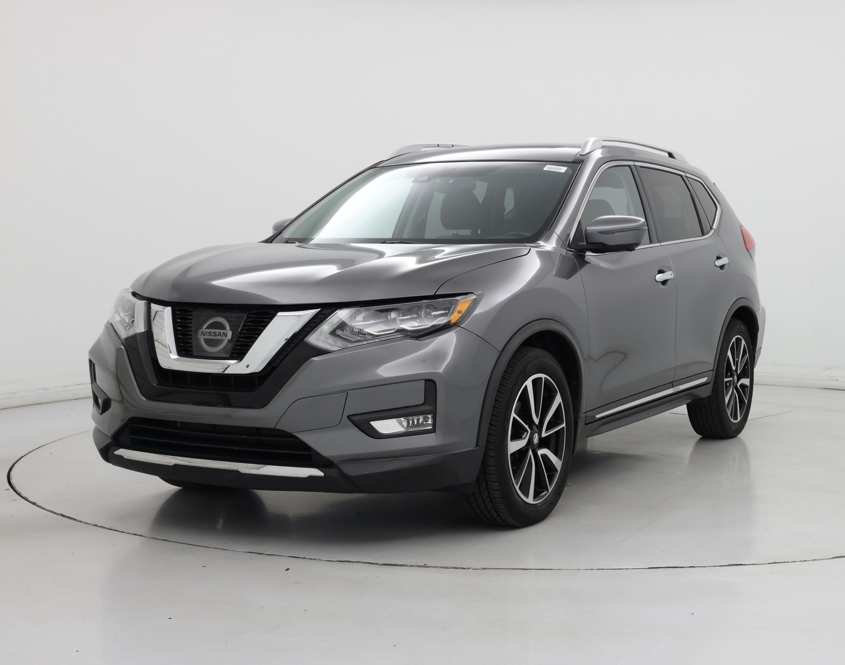 Thumbnail: 2017 Nissan Rogue - 4