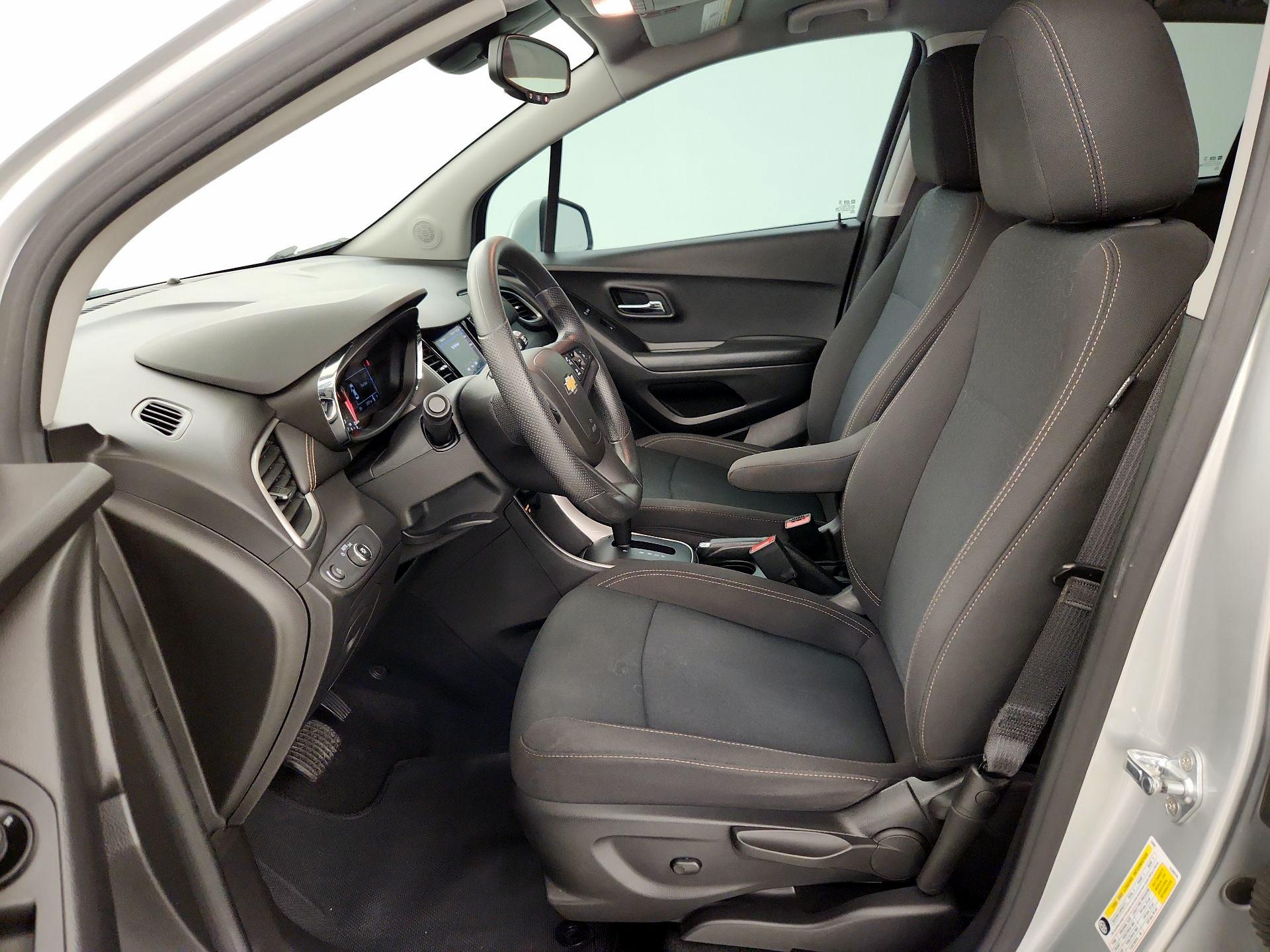 Thumbnail: 2021 Chevrolet Trax - 11