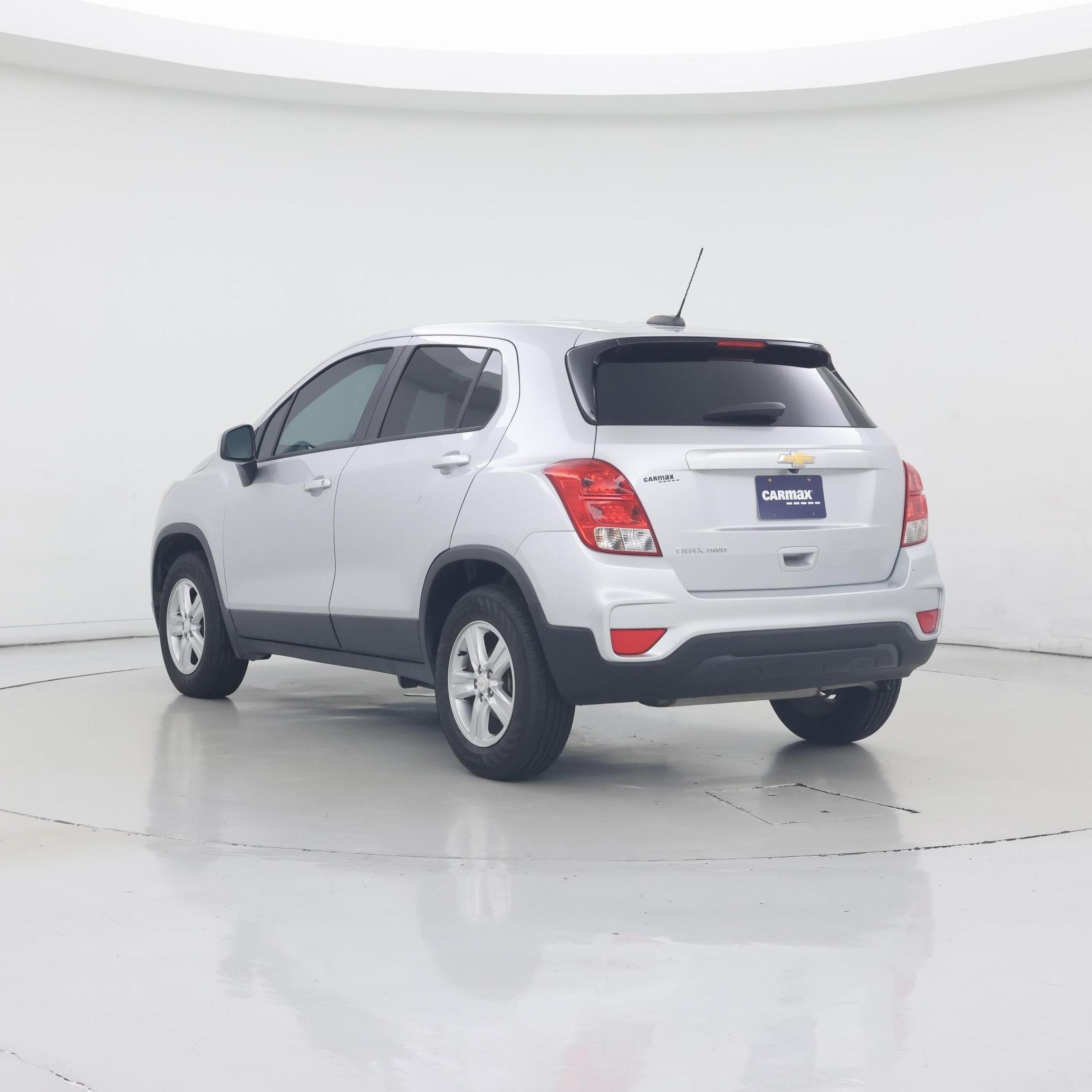 Thumbnail: 2021 Chevrolet Trax - 2