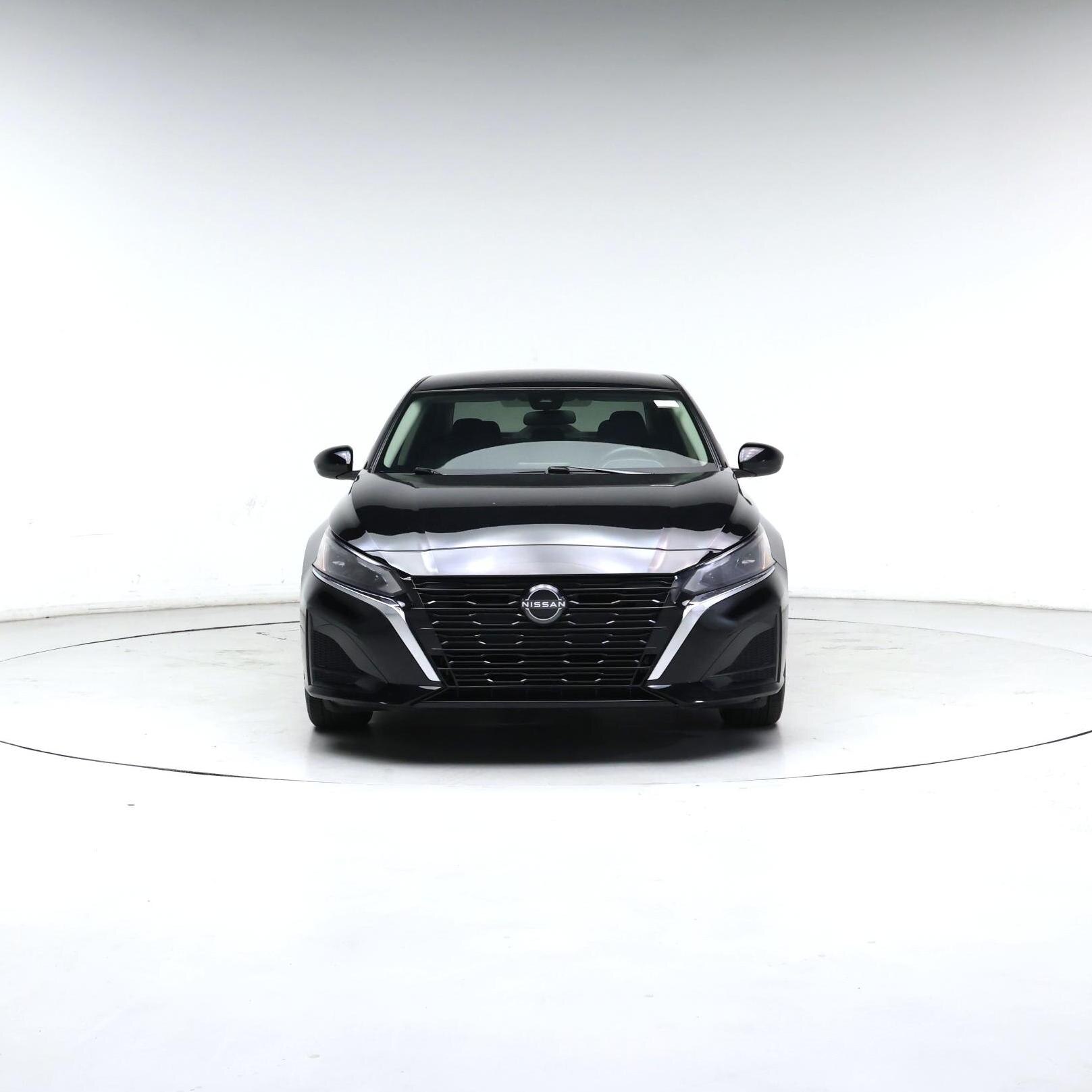 Thumbnail: 2023 Nissan Altima - 5