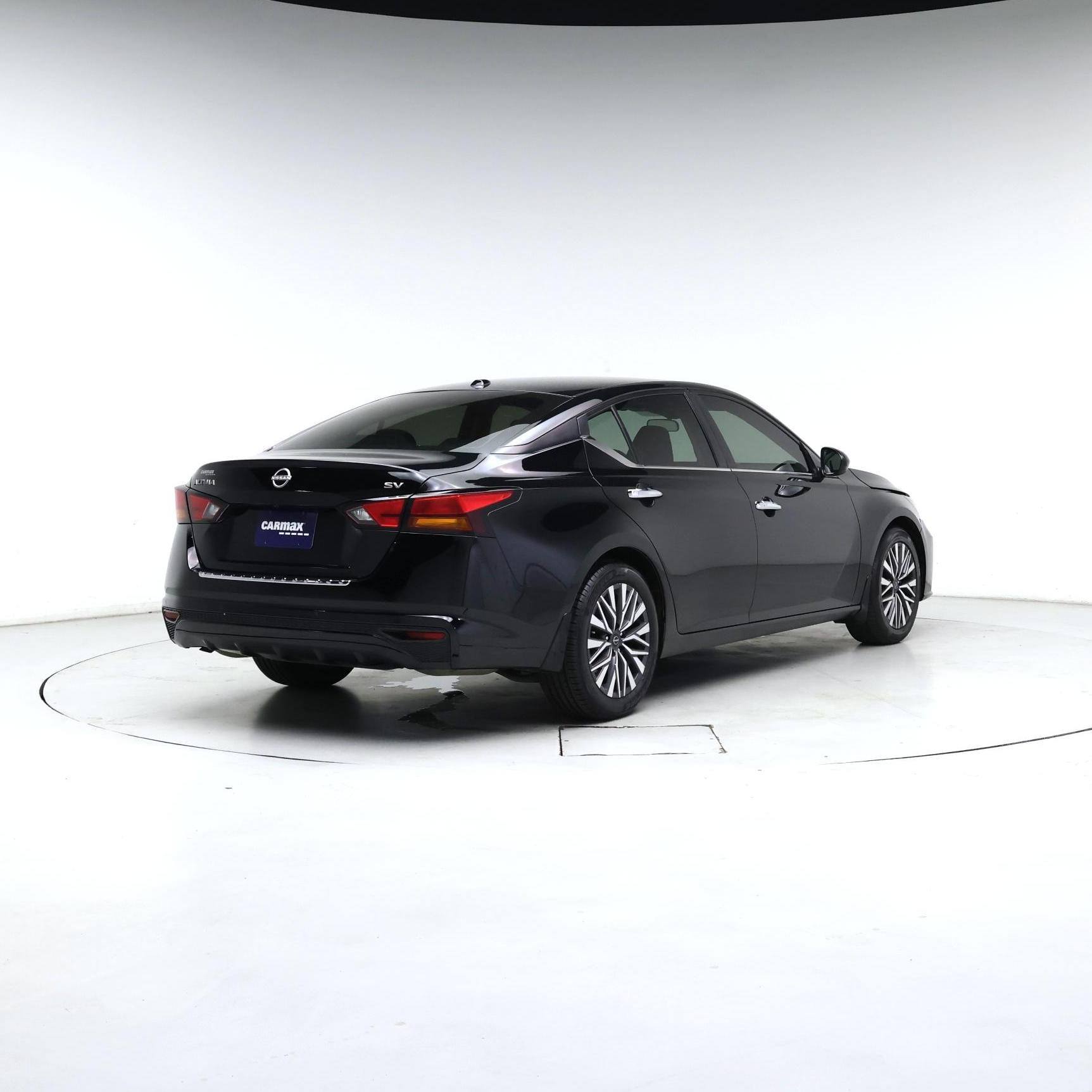 Thumbnail: 2023 Nissan Altima - 8