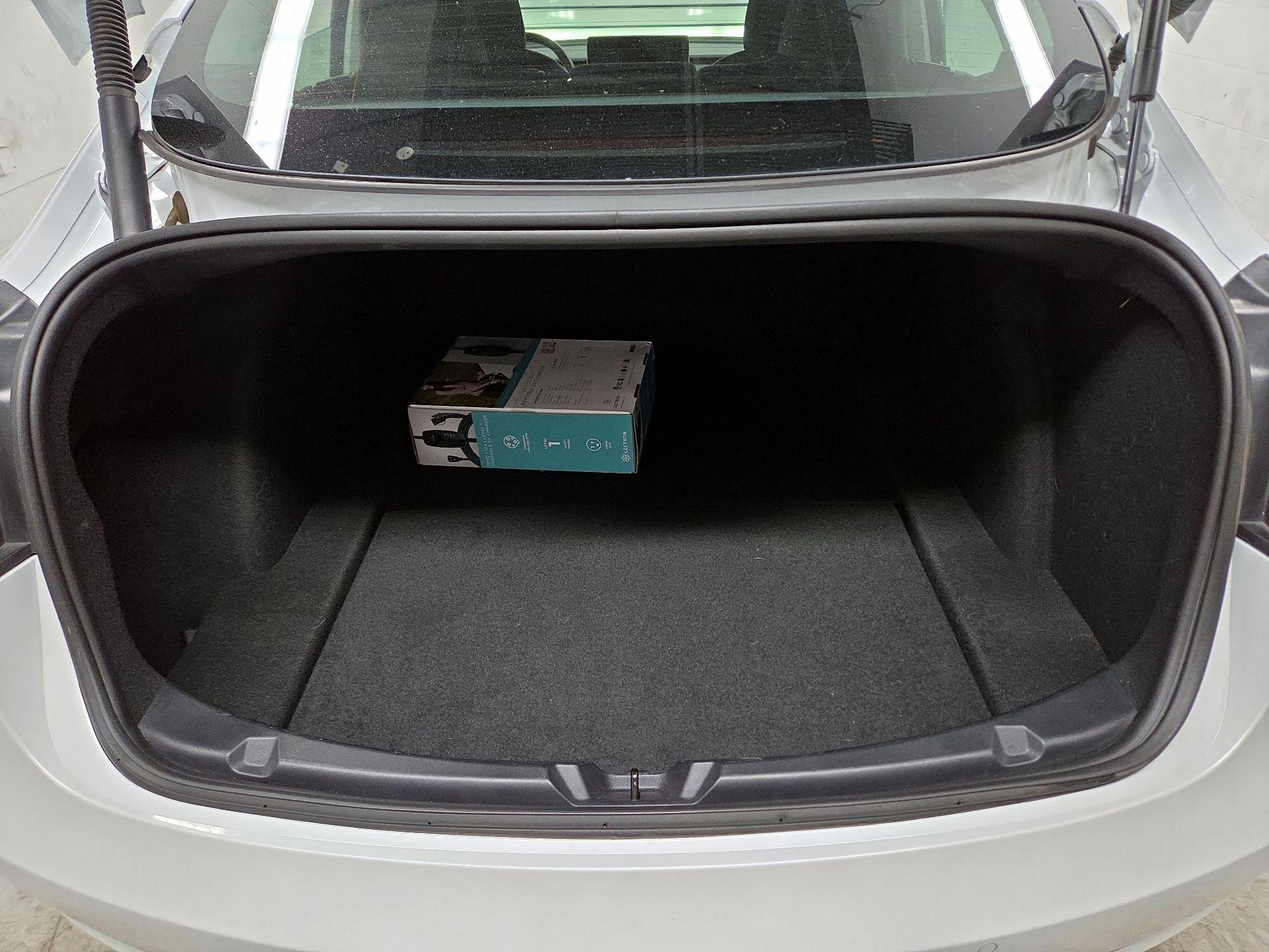 Thumbnail: 2022 Tesla Model 3 - 20